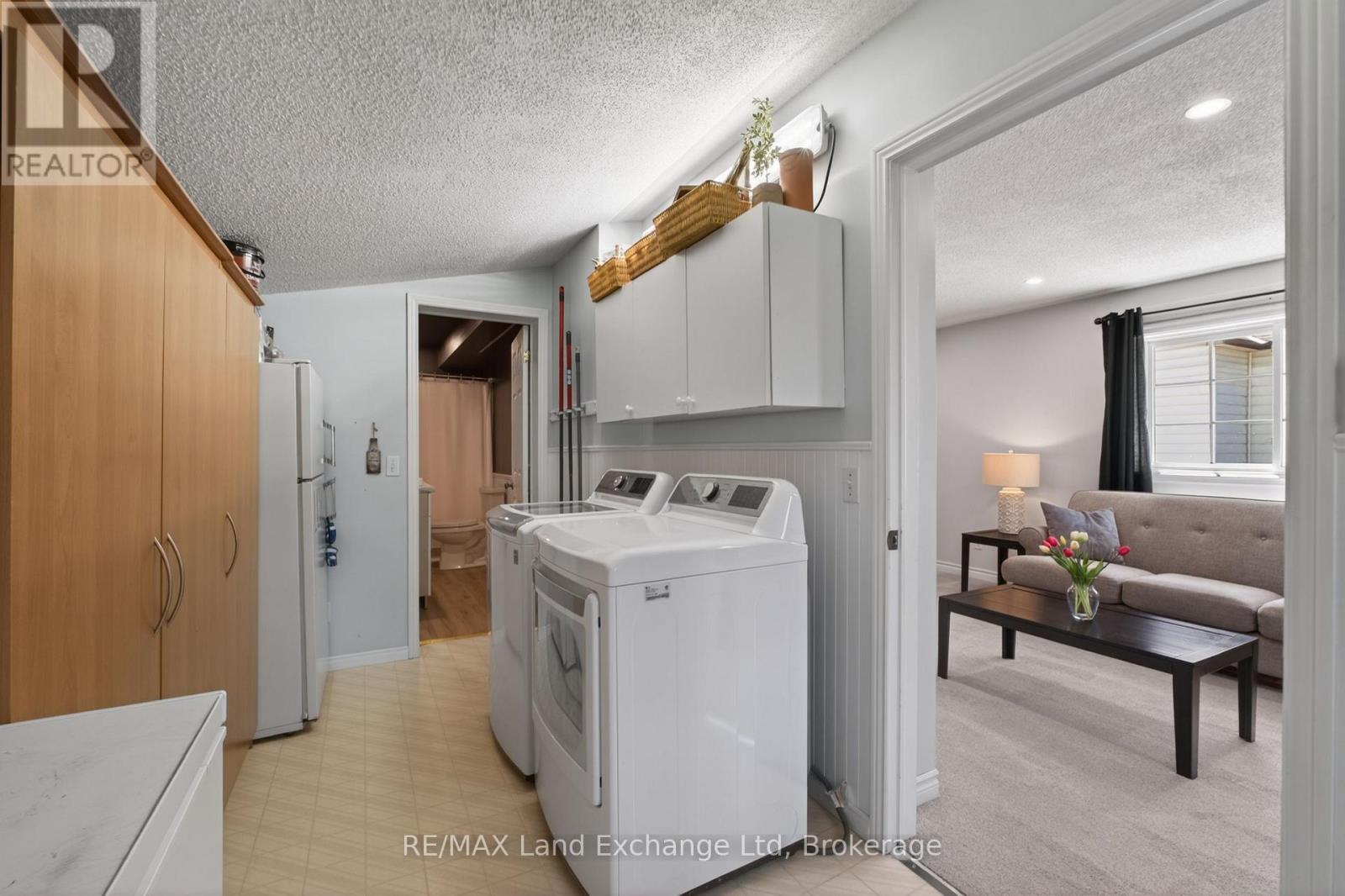 15 Whitechurch Street, Huron-Kinloss, Ontario  N0G 2W0 - Photo 20 - X13057970