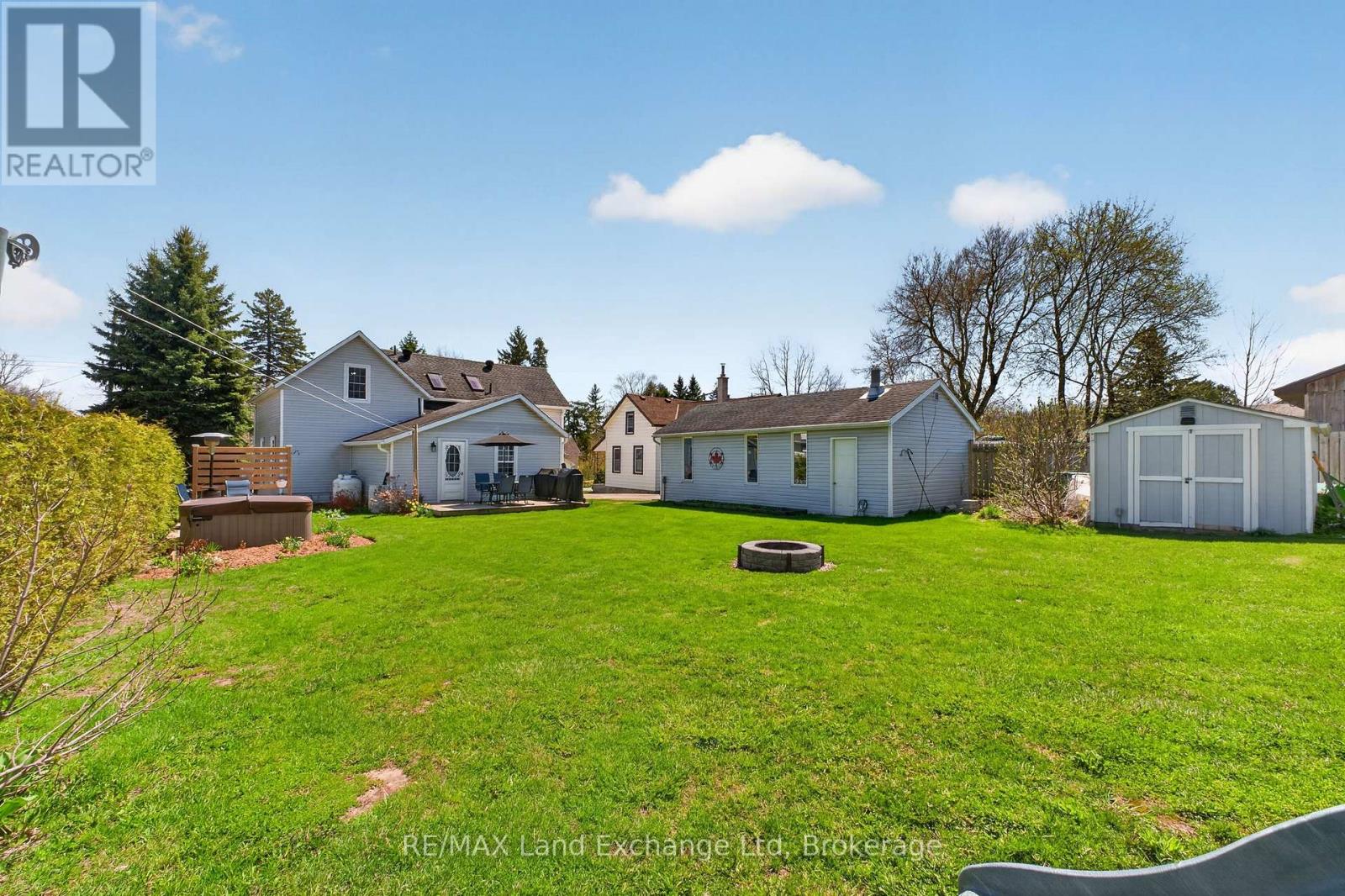 15 Whitechurch Street, Huron-Kinloss, Ontario  N0G 2W0 - Photo 39 - X13057970