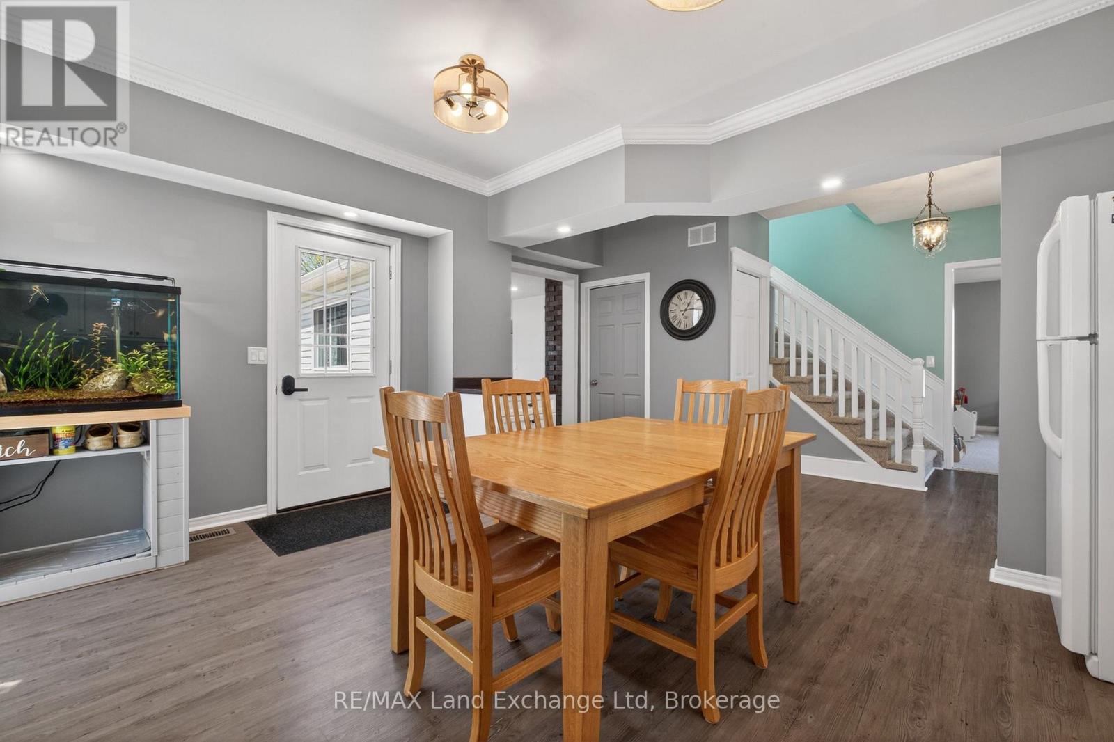 15 Whitechurch Street, Huron-Kinloss, Ontario  N0G 2W0 - Photo 9 - X13057970