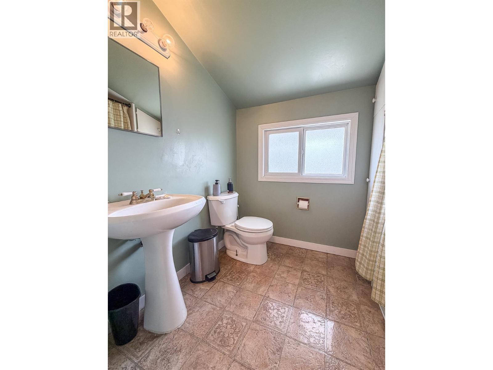 511 11th Street S, Cranbrook, British Columbia  V1C 1V3 - Photo 21 - 10385249