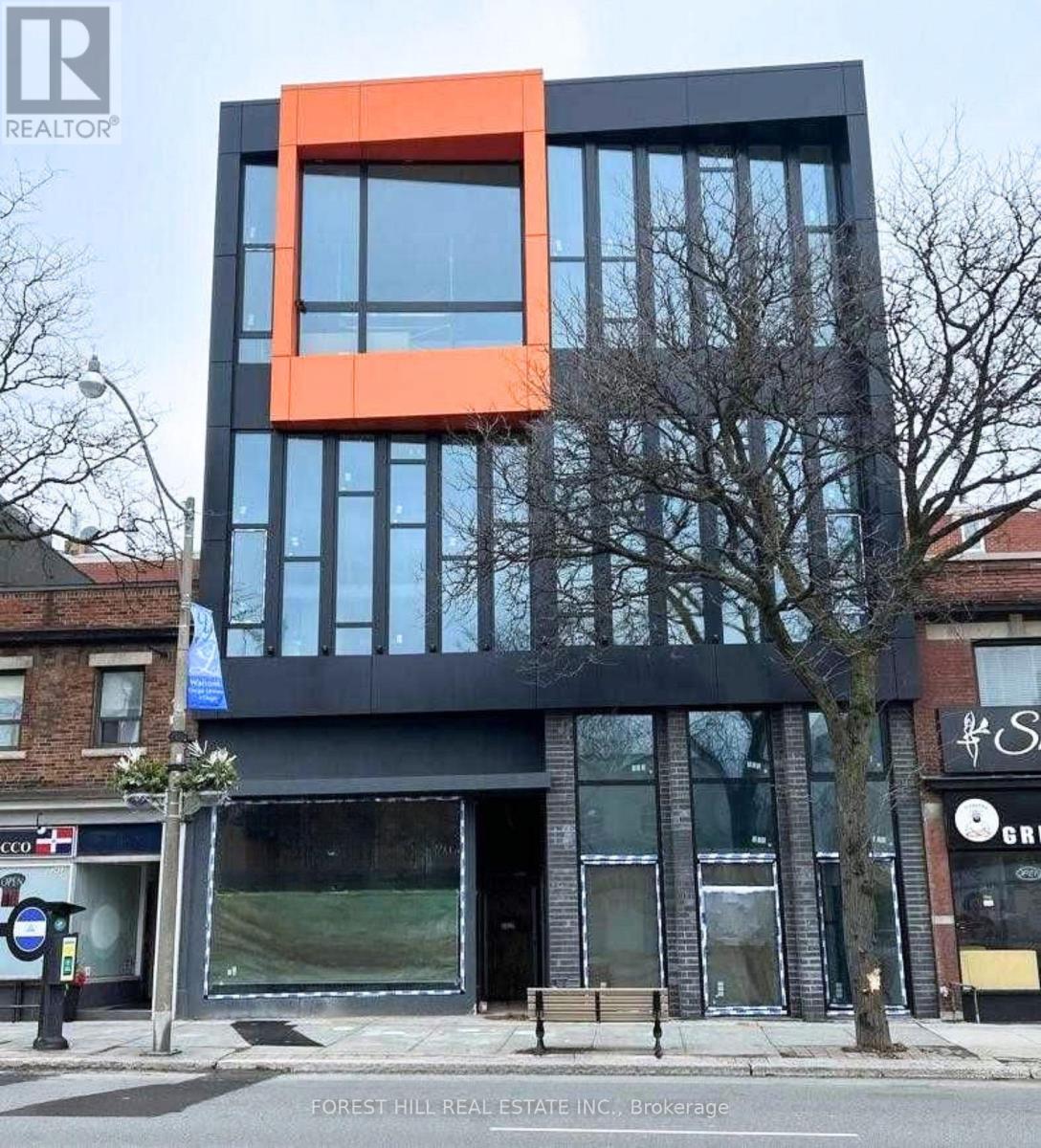 4 - 3429 Yonge Street, Toronto, Ontario  M4N 2N1 - Photo 1 - C13057776