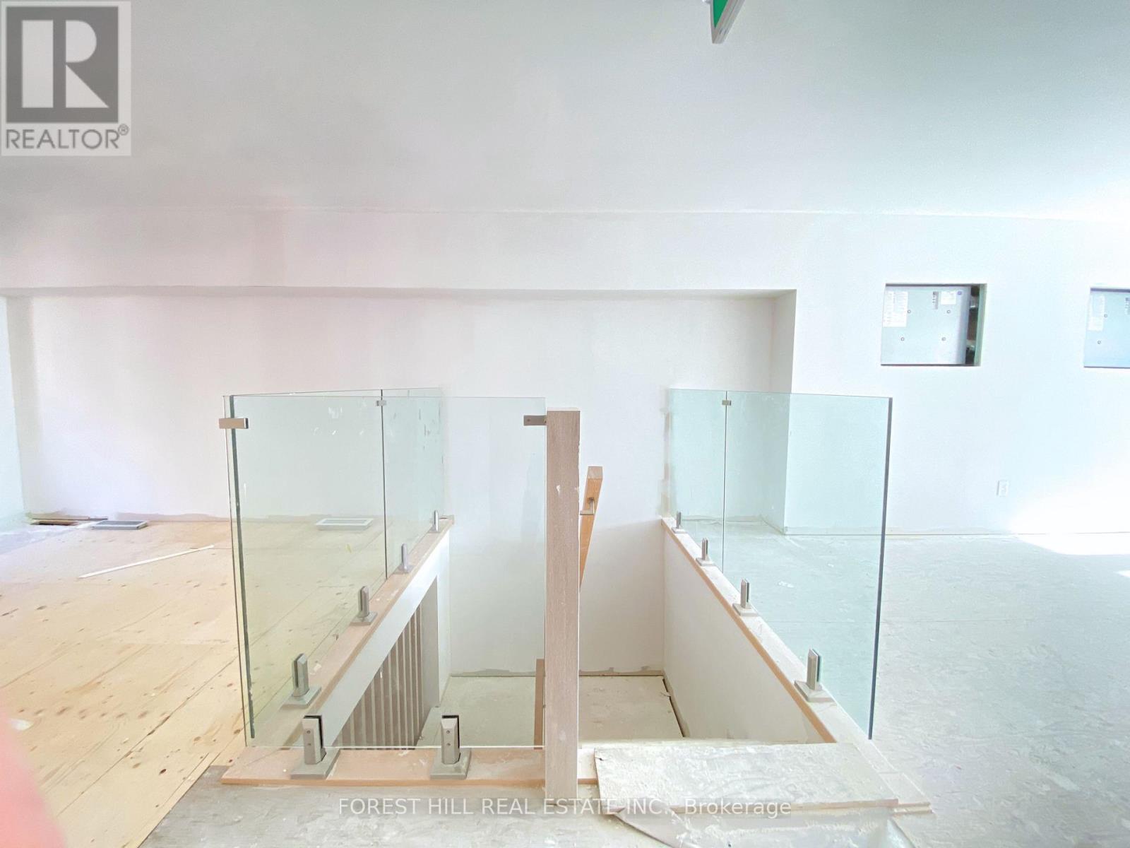 4 - 3429 Yonge Street, Toronto, Ontario  M4N 2N1 - Photo 15 - C13057776