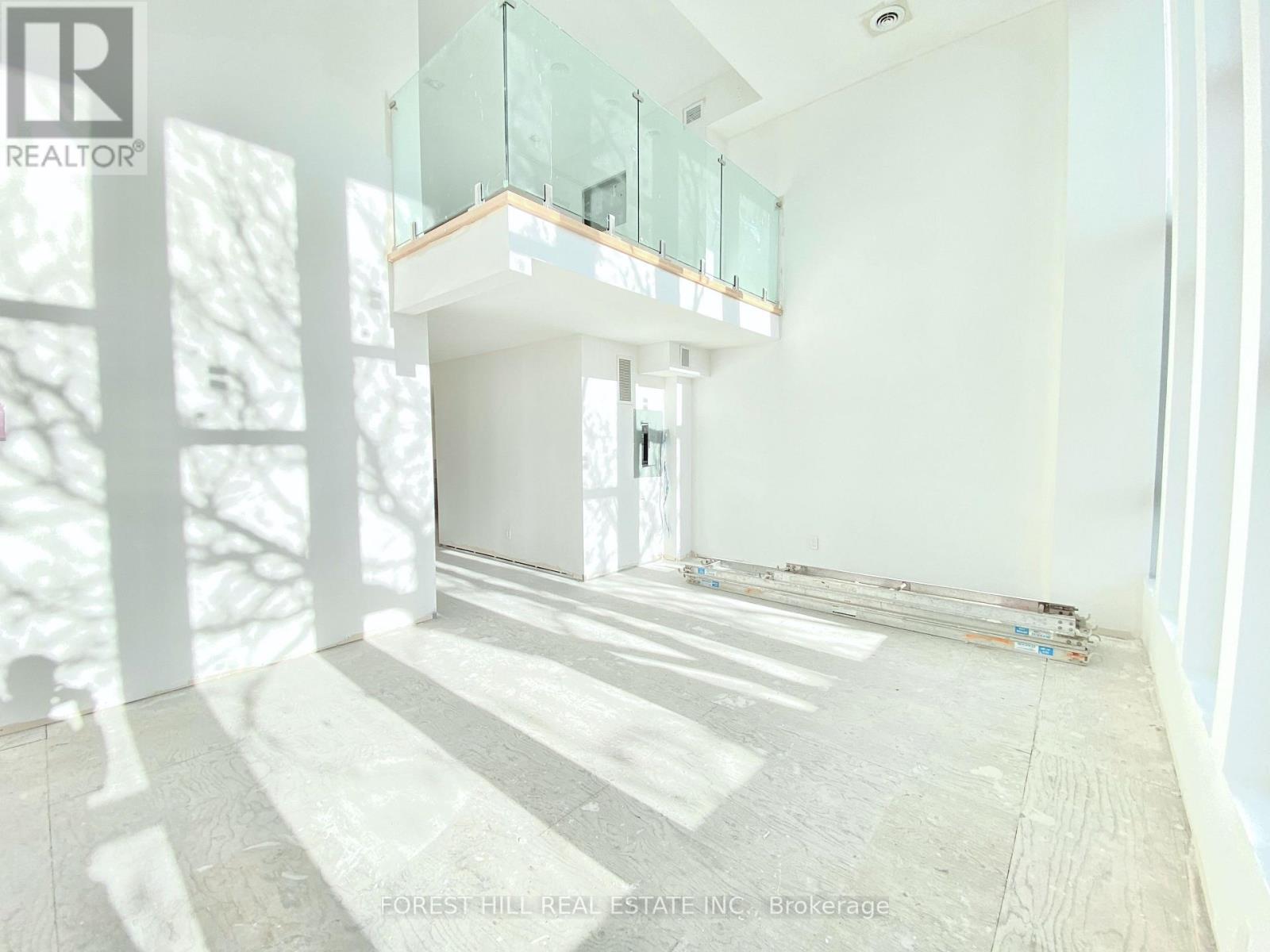 4 - 3429 Yonge Street, Toronto, Ontario  M4N 2N1 - Photo 2 - C13057776