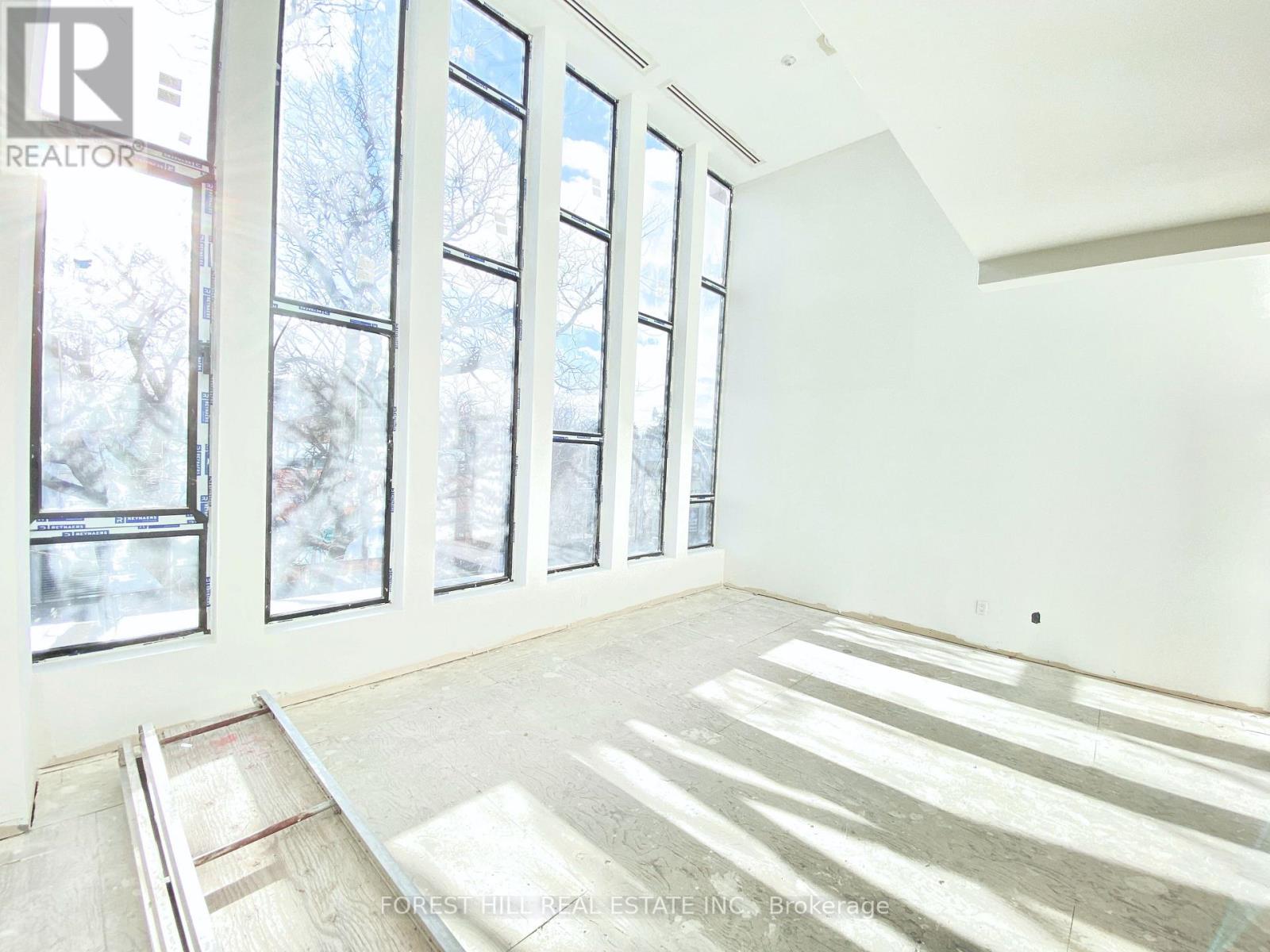 4 - 3429 Yonge Street, Toronto, Ontario  M4N 2N1 - Photo 3 - C13057776