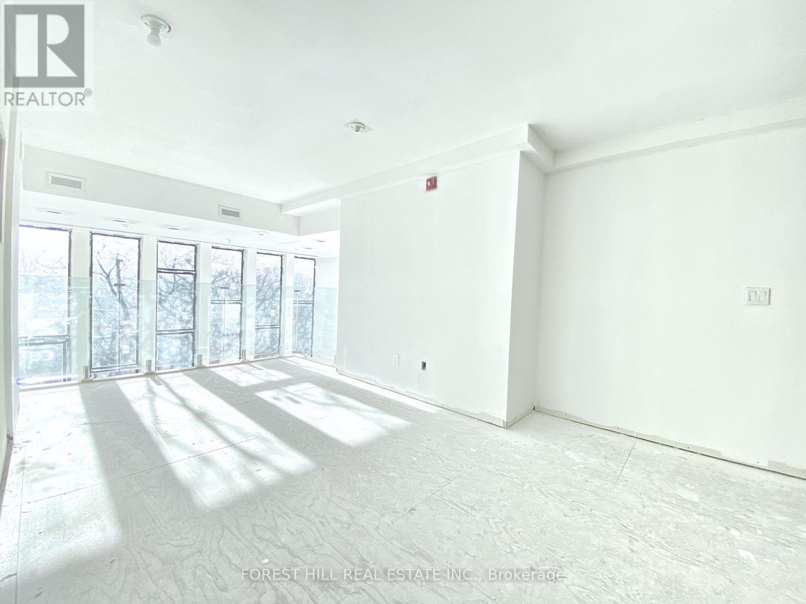 4 - 3429 Yonge Street, Toronto, Ontario  M4N 2N1 - Photo 4 - C13057776