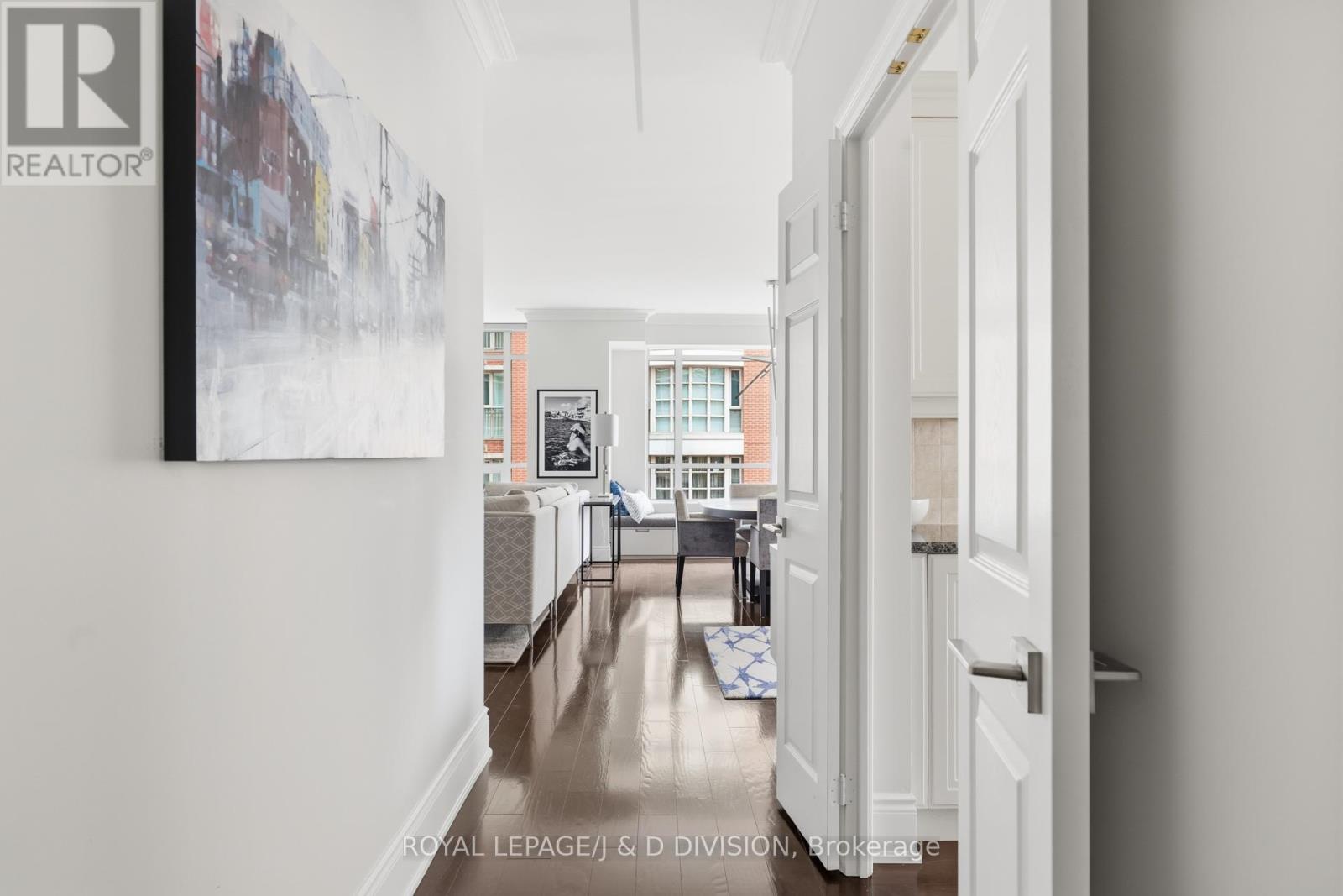 401 - 55 Delisle Avenue, Toronto, Ontario  M4V 3C2 - Photo 3 - C13057778