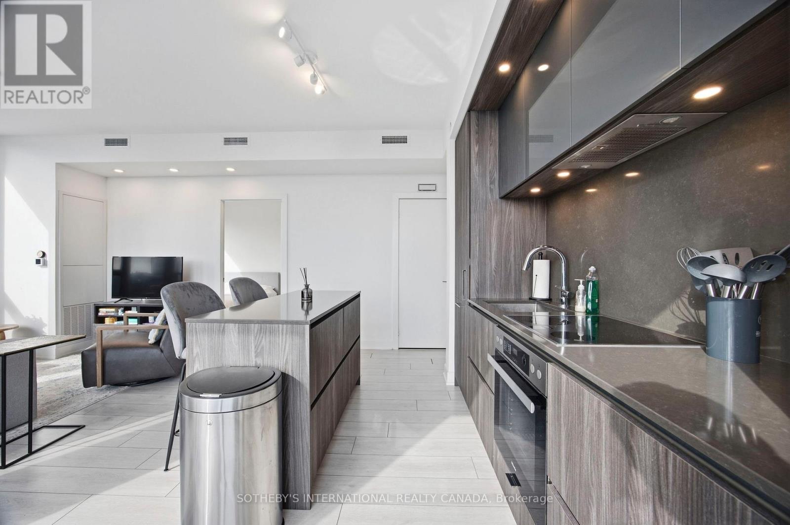 2410 - 35 Mercer Street, Toronto, Ontario  M5V 0V1 - Photo 9 - C13057950