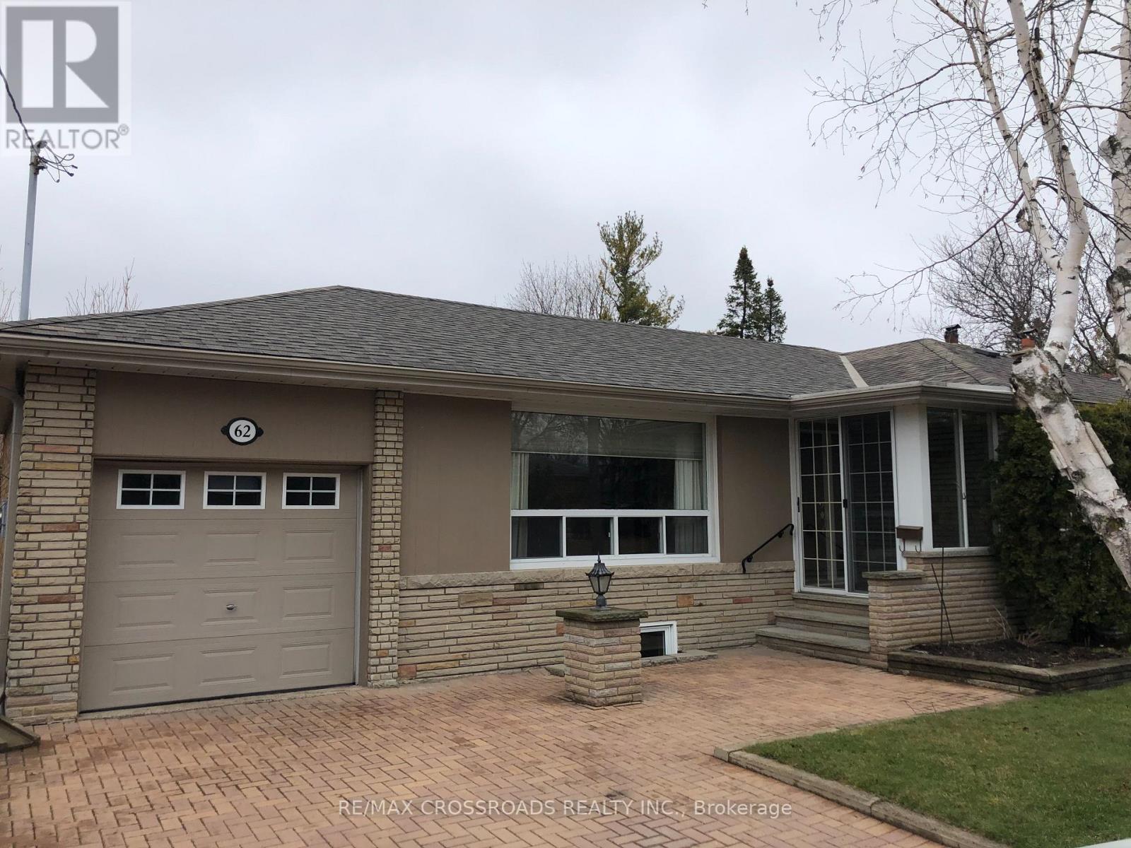 62 Transwell Avenue, Toronto, Ontario  M2R 2K2 - Photo 3 - C13058014