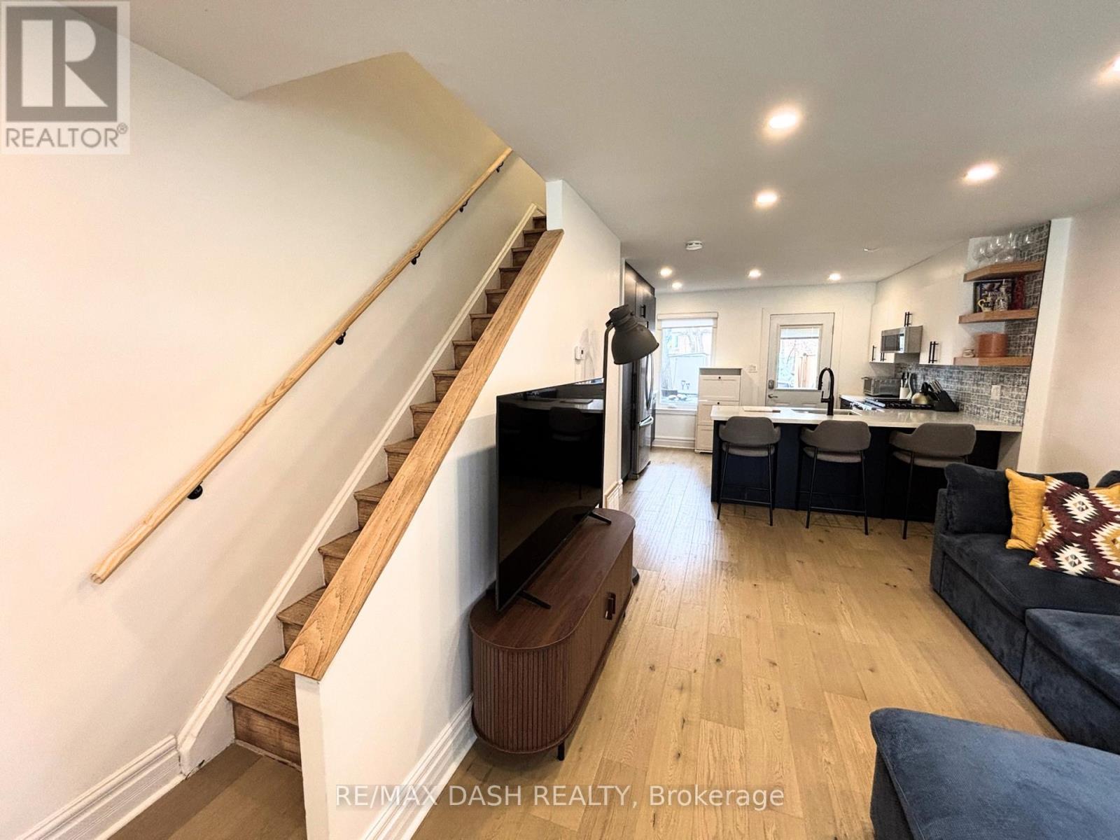 3312 Bathurst Street, Toronto, Ontario  M6A 2B6 - Photo 10 - C13058058