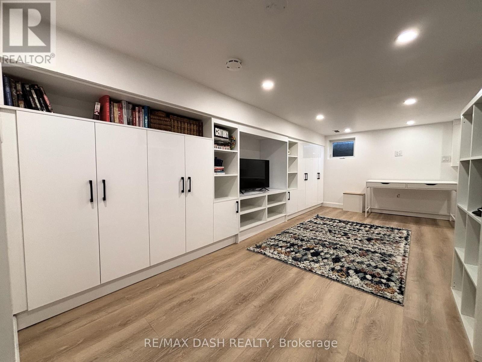 3312 Bathurst Street, Toronto, Ontario  M6A 2B6 - Photo 17 - C13058058