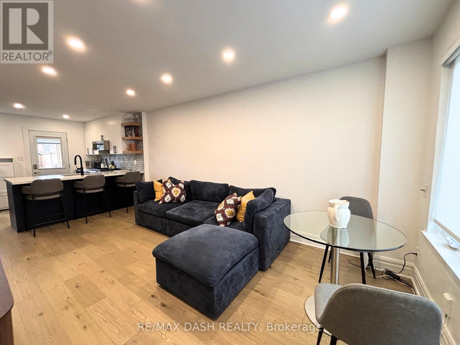 3312 Bathurst Street, Toronto, Ontario  M6A 2B6 - Photo 8 - C13058058