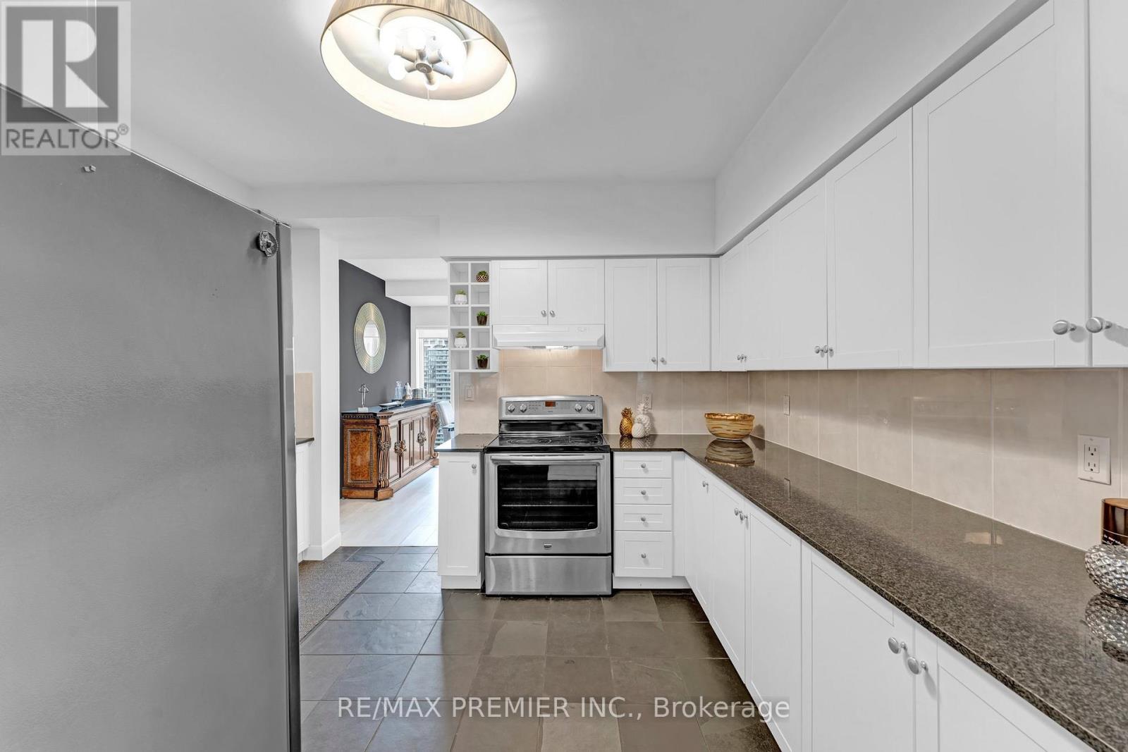 4407 - 210 Victoria Street, Toronto, Ontario  M5B 2R3 - Photo 6 - C13055694