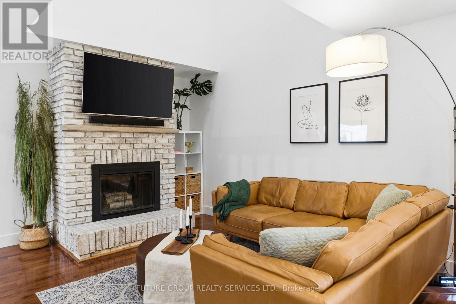 1958 Malden Crescent, Pickering, Ontario  L1V 3G5 - Photo 4 - E13057784