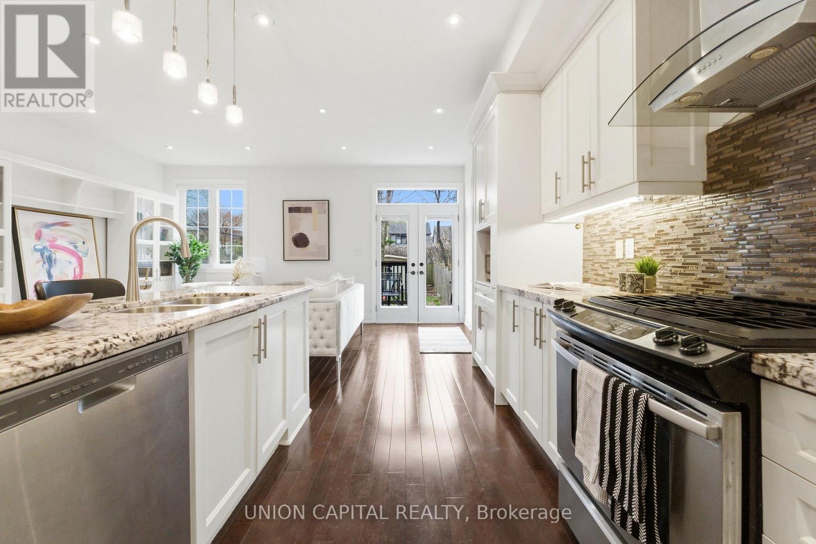 40a Norwood Road, Toronto, Ontario  M4E 2S2 - Photo 12 - E13057934