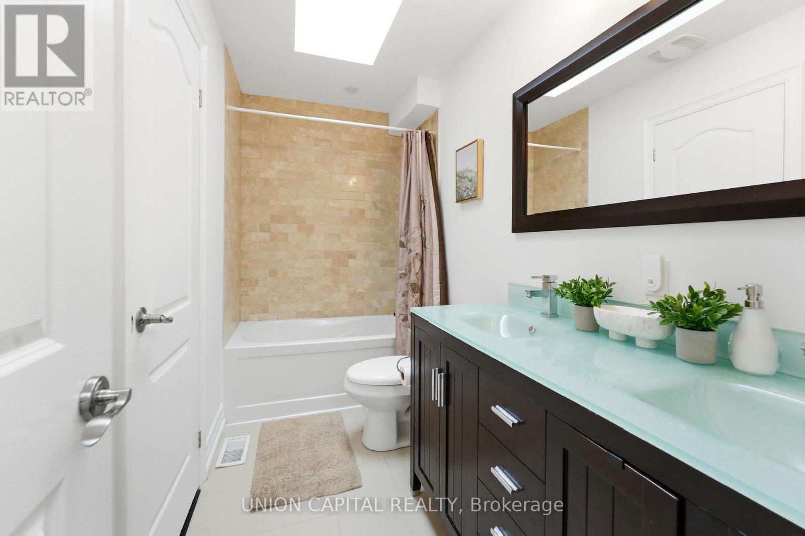 40a Norwood Road, Toronto, Ontario  M4E 2S2 - Photo 29 - E13057934