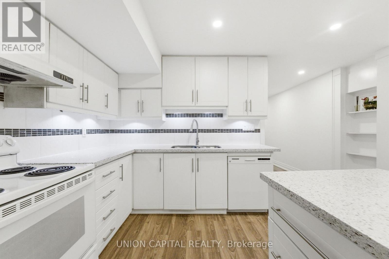 40a Norwood Road, Toronto, Ontario  M4E 2S2 - Photo 32 - E13057934