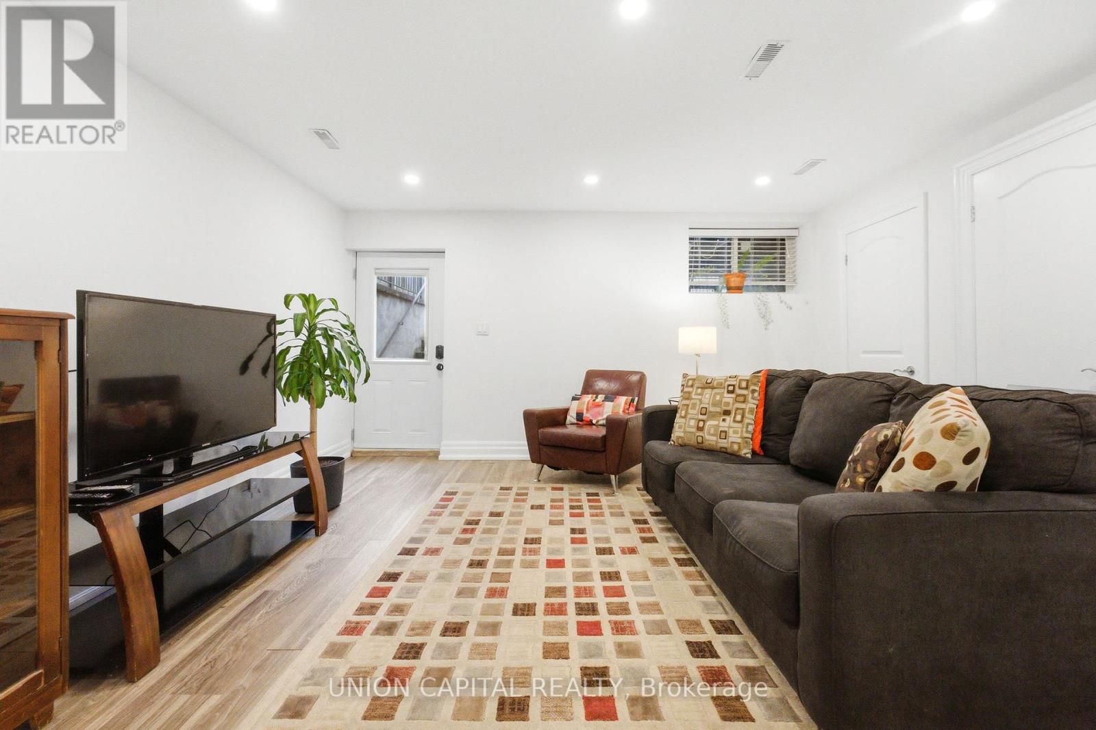 40a Norwood Road, Toronto, Ontario  M4E 2S2 - Photo 36 - E13057934