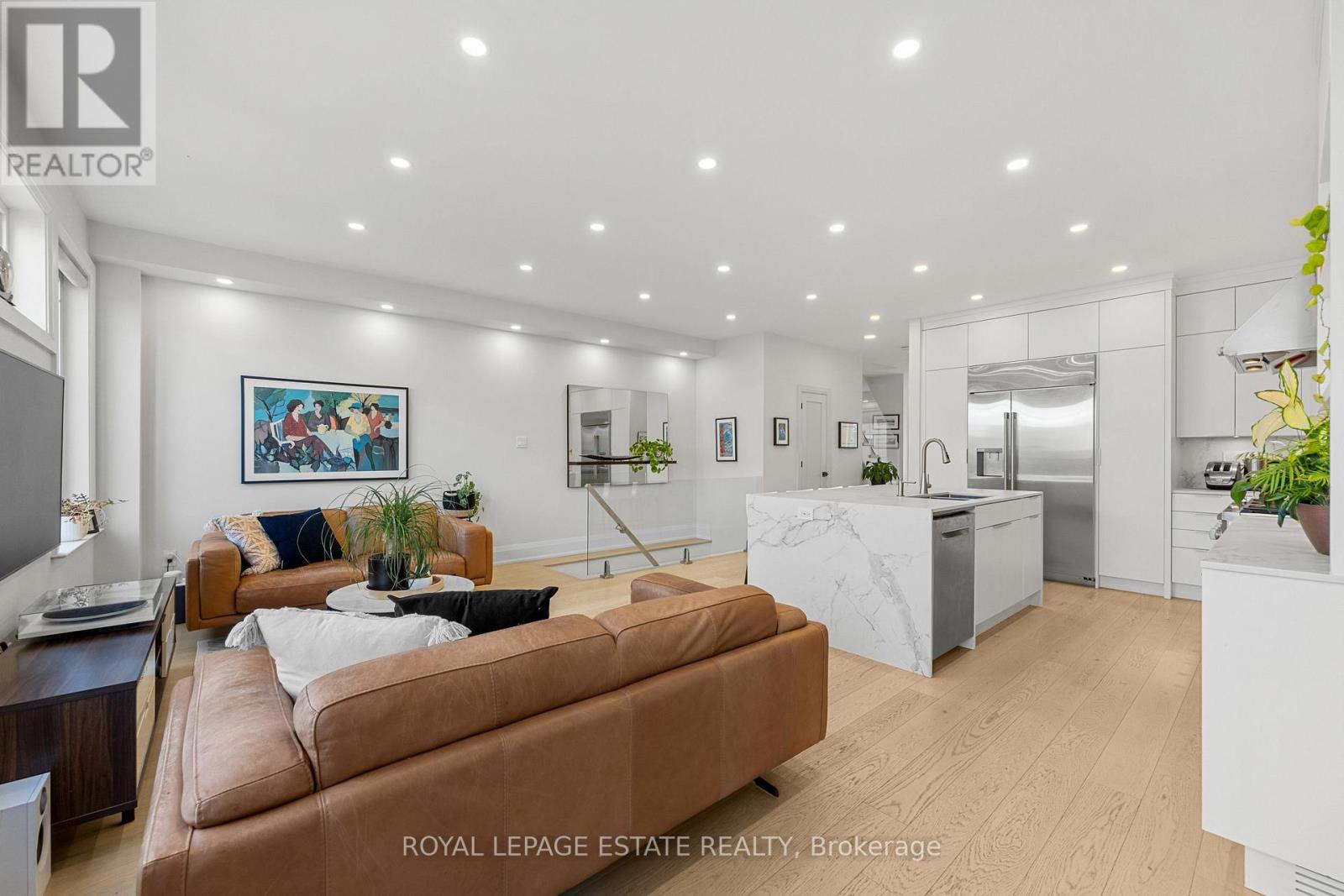 95 Boardwalk Drive, Toronto, Ontario  M4L 3X9 - Photo 15 - E13058070