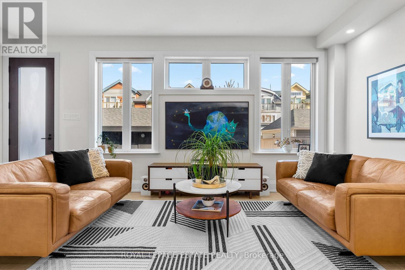 95 Boardwalk Drive, Toronto, Ontario  M4L 3X9 - Photo 16 - E13058070