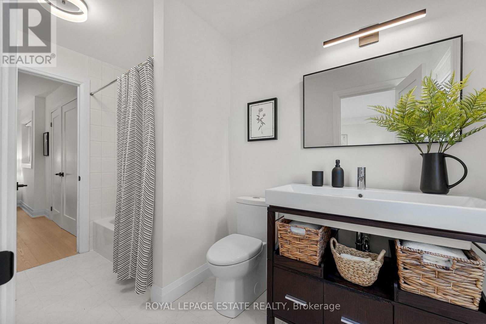 95 Boardwalk Drive, Toronto, Ontario  M4L 3X9 - Photo 35 - E13058070