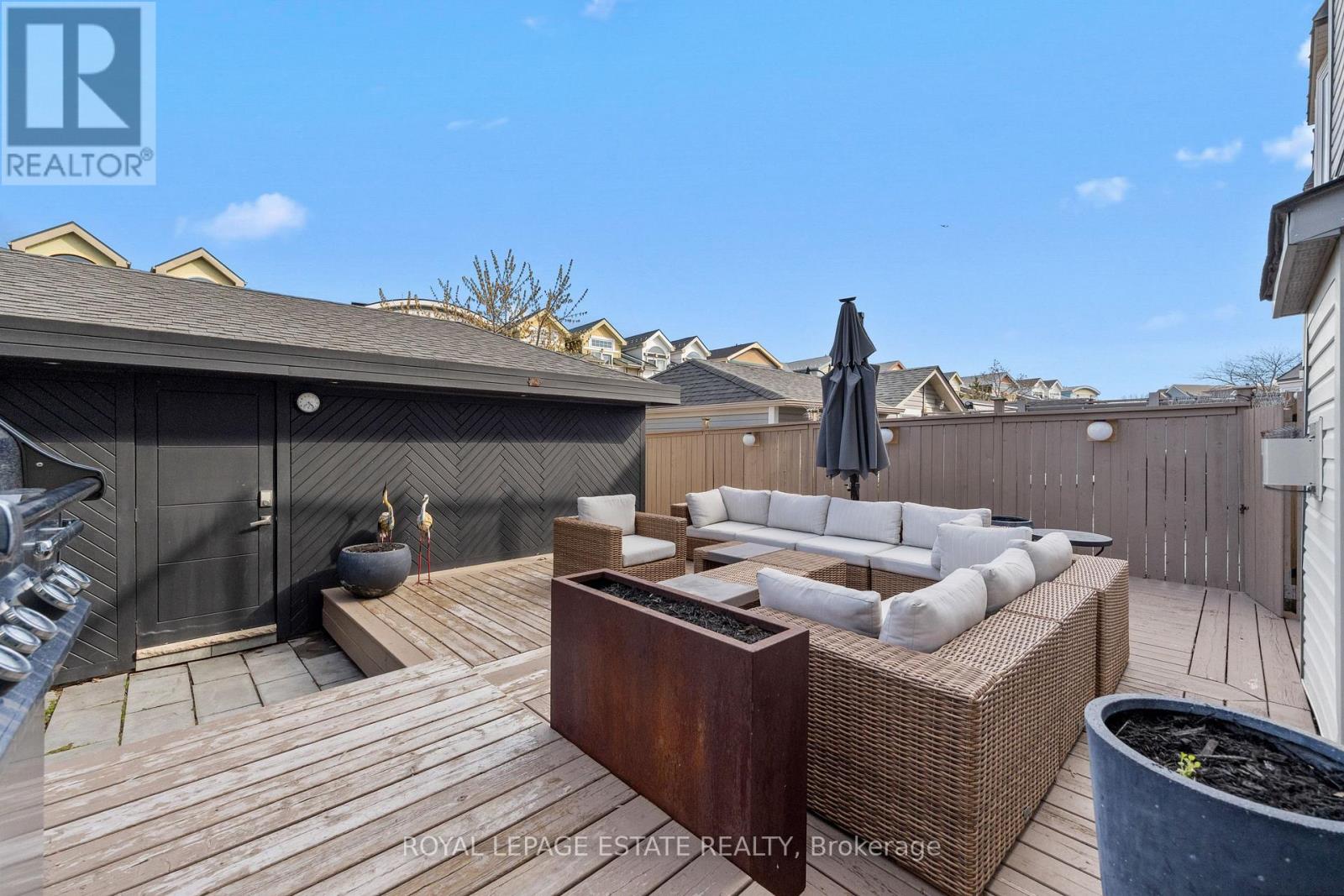 95 Boardwalk Drive, Toronto, Ontario  M4L 3X9 - Photo 44 - E13058070