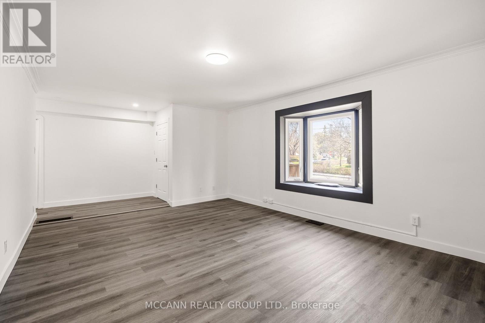 124 Scarboro Crescent, Toronto, Ontario  M1M 2J4 - Photo 5 - E13058090