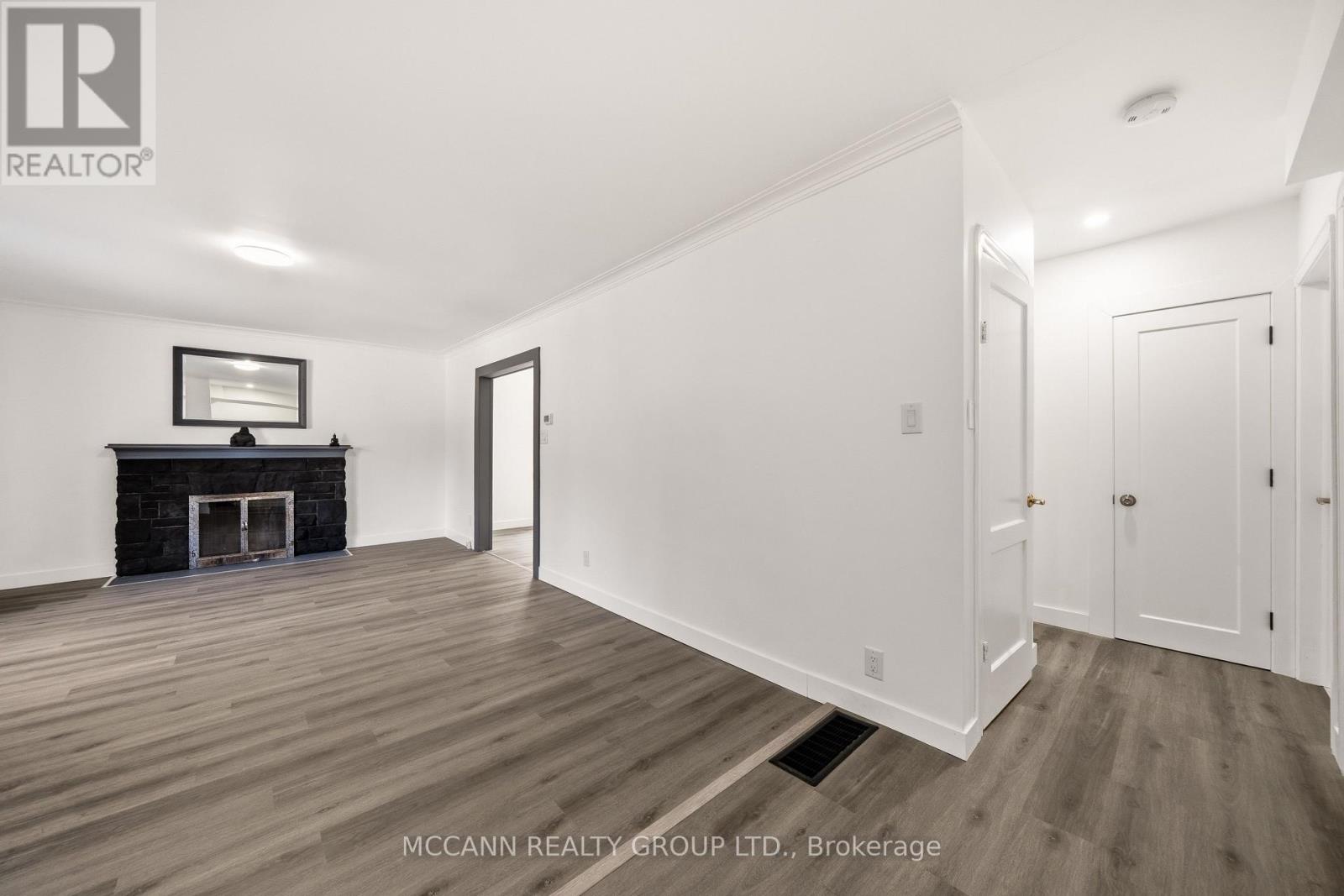 124 Scarboro Crescent, Toronto, Ontario  M1M 2J4 - Photo 6 - E13058090