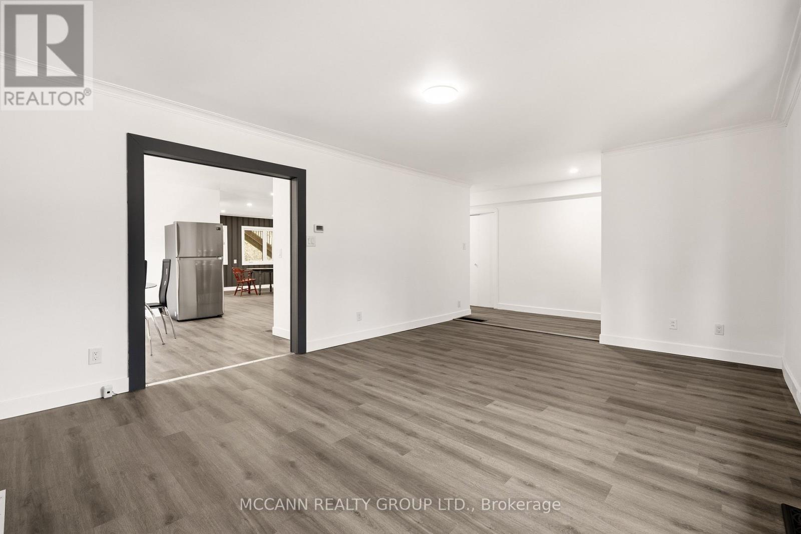 124 Scarboro Crescent, Toronto, Ontario  M1M 2J4 - Photo 7 - E13058090