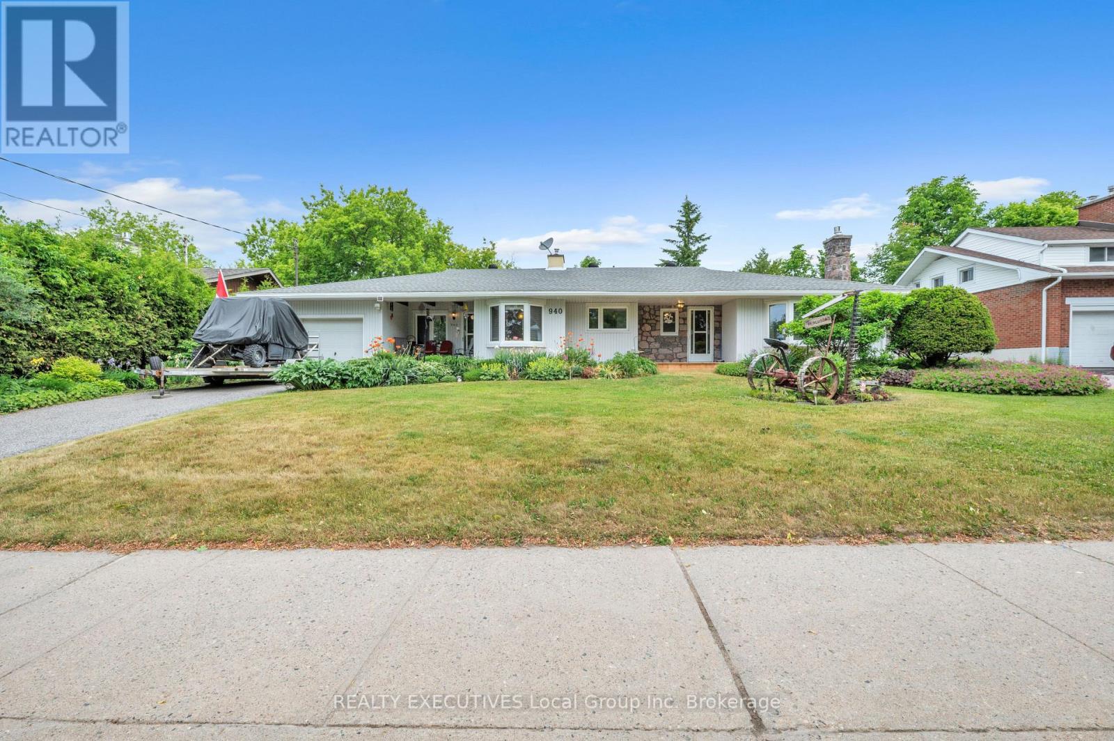 940 BLOEM STREET, North Bay, Ontario