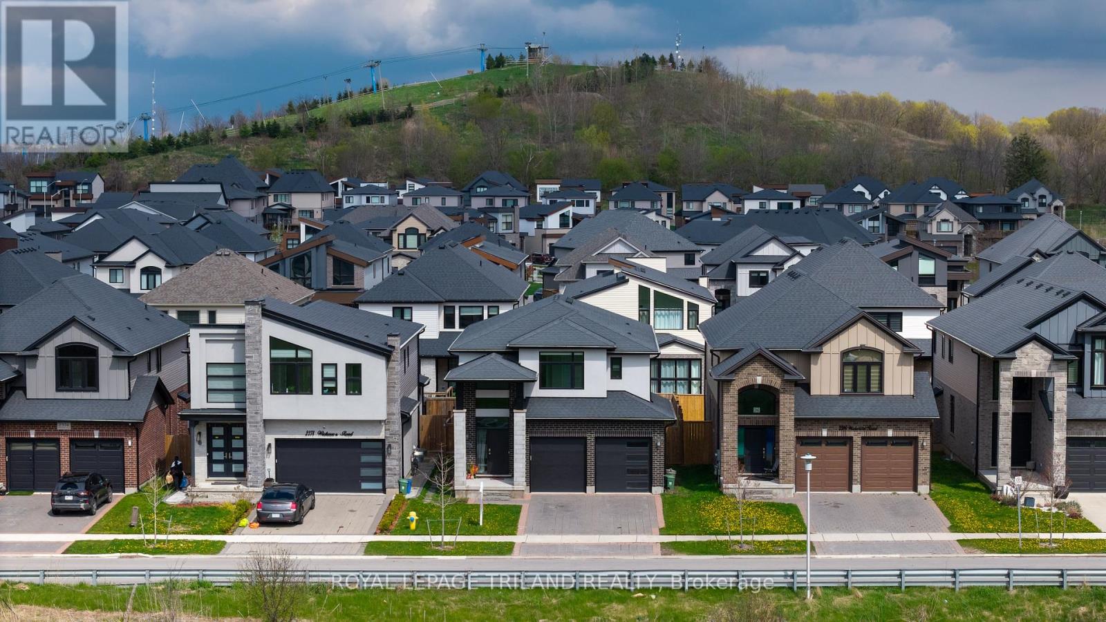 2382 Wickerson Road, London South, Ontario  N6K 4R6 - Photo 2 - X13058044