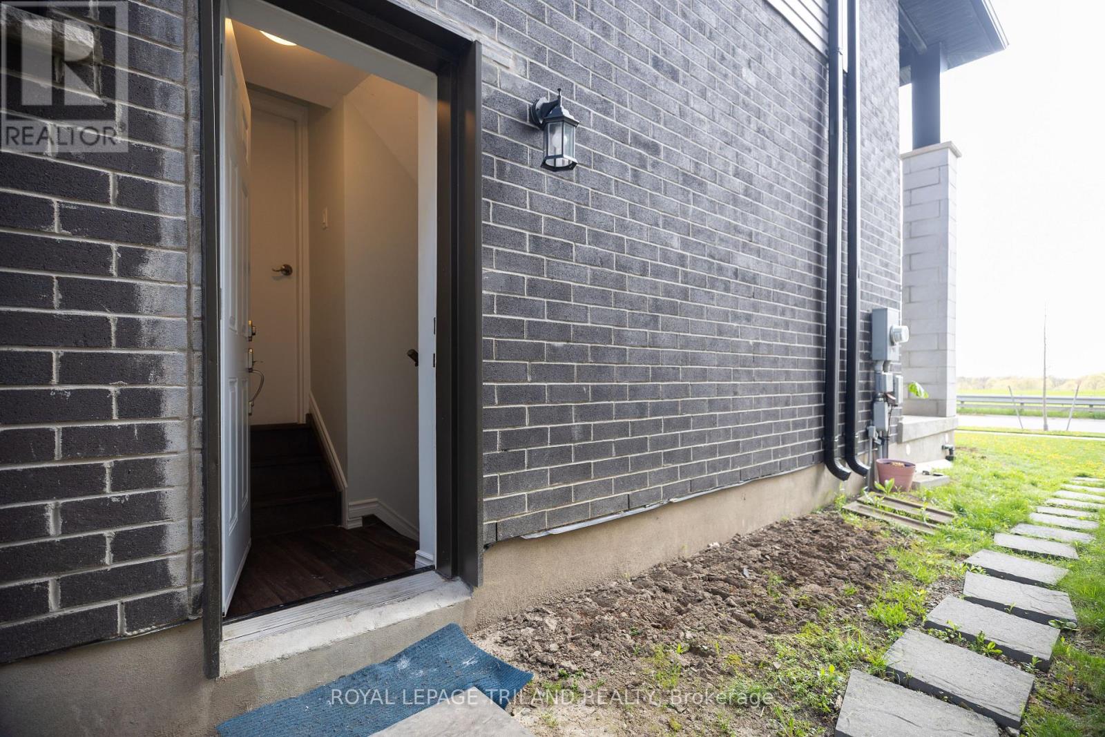 2382 Wickerson Road, London South, Ontario  N6K 4R6 - Photo 29 - X13058044