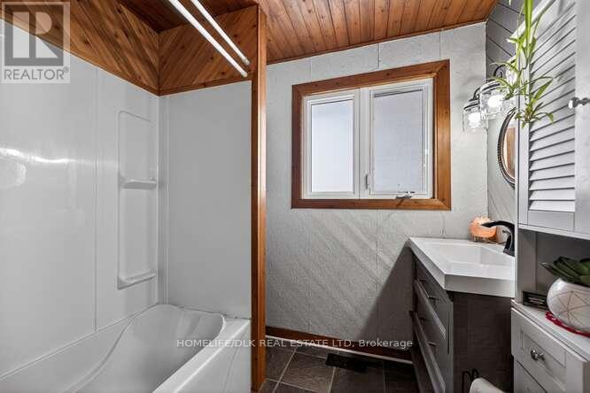 73 Adelaide St S Street E, Edwardsburgh/cardinal, Ontario  K0E 1E0 - Photo 15 - X12829400