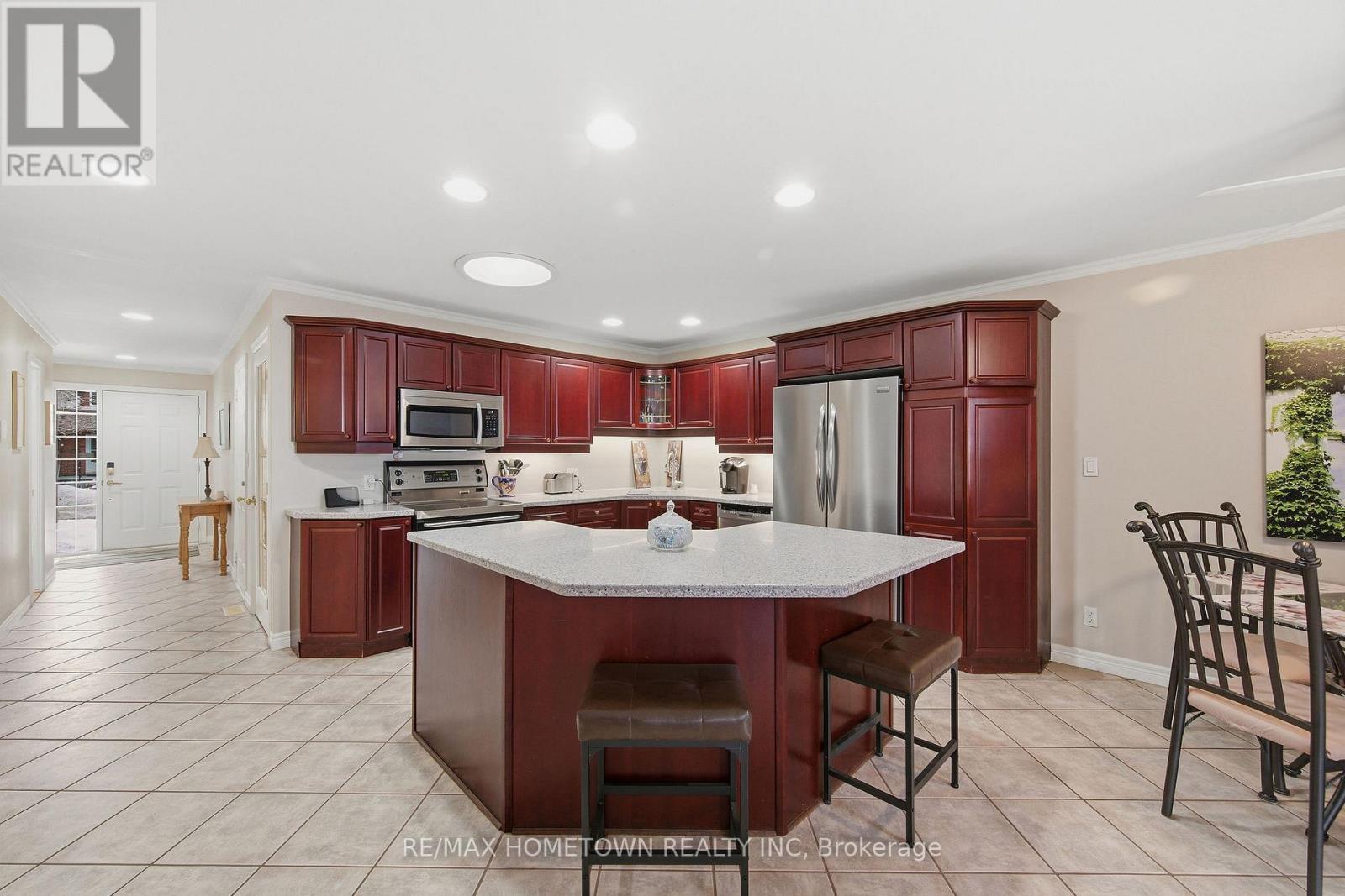 125 Butlers Crescent, Brockville, Ontario  K6V 7K8 - Photo 8 - X13057980