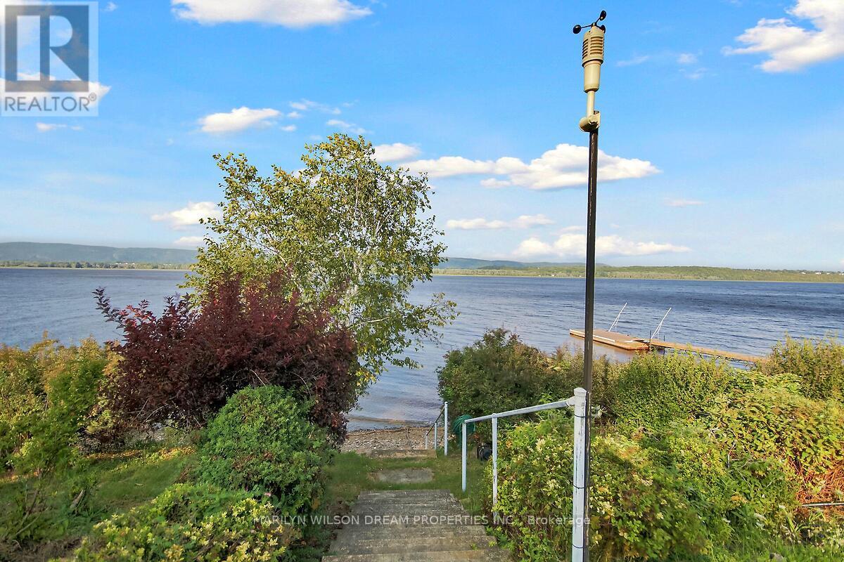 2998 Barlow Crescent, Ottawa, Ontario  K0A 1T0 - Photo 49 - X12463390