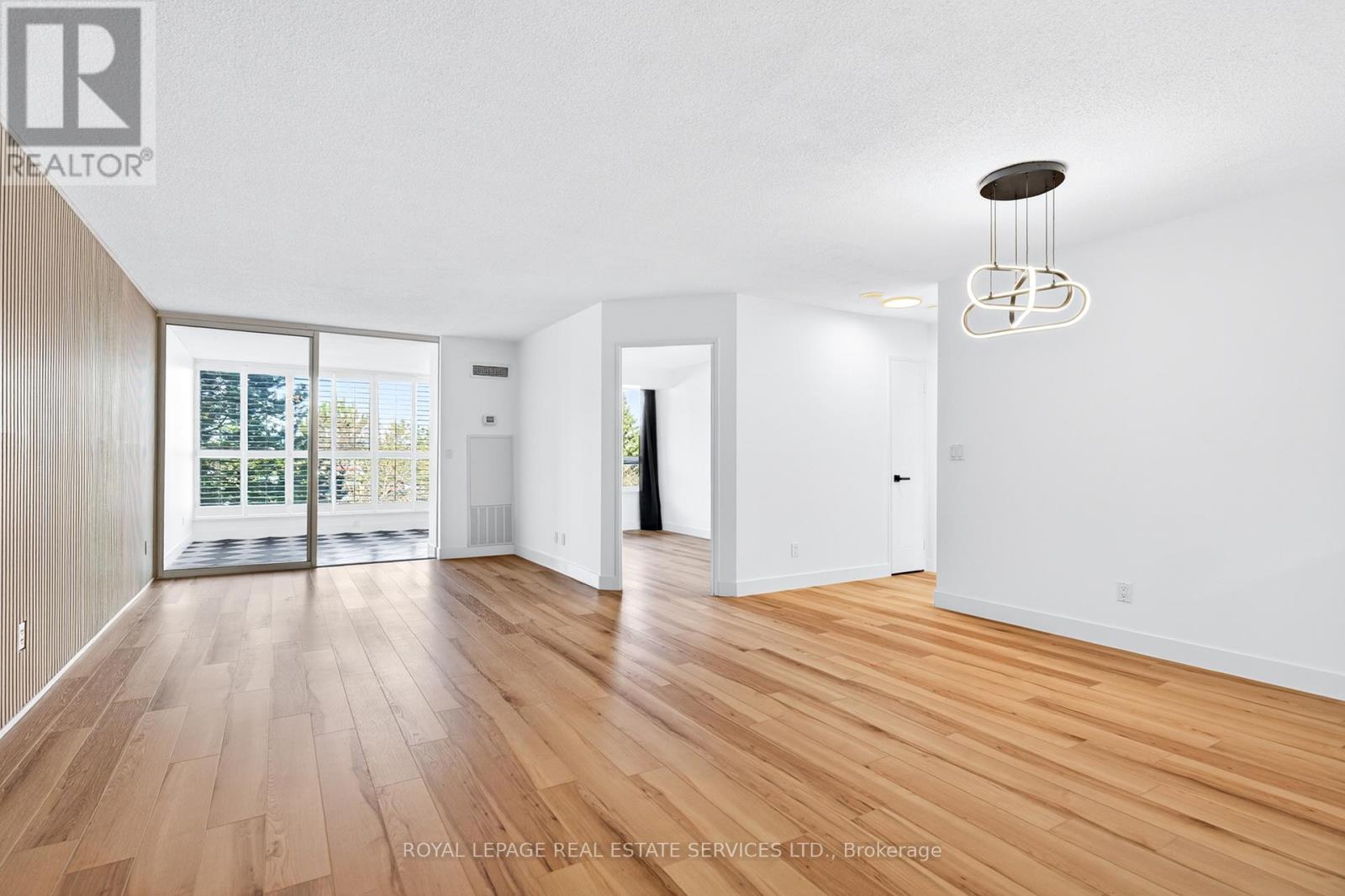 406 - 100 Observatory Lane, Richmond Hill (Observatory), Ontario  L4C 1T4 - Photo 2 - N13057870