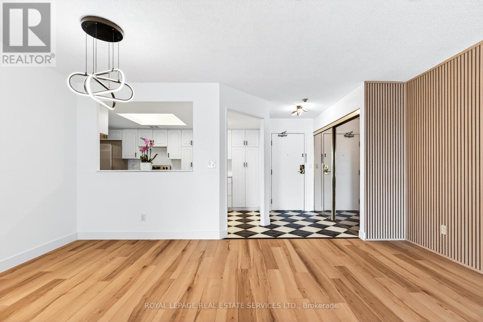 406 - 100 Observatory Lane, Richmond Hill (Observatory), Ontario  L4C 1T4 - Photo 3 - N13057870