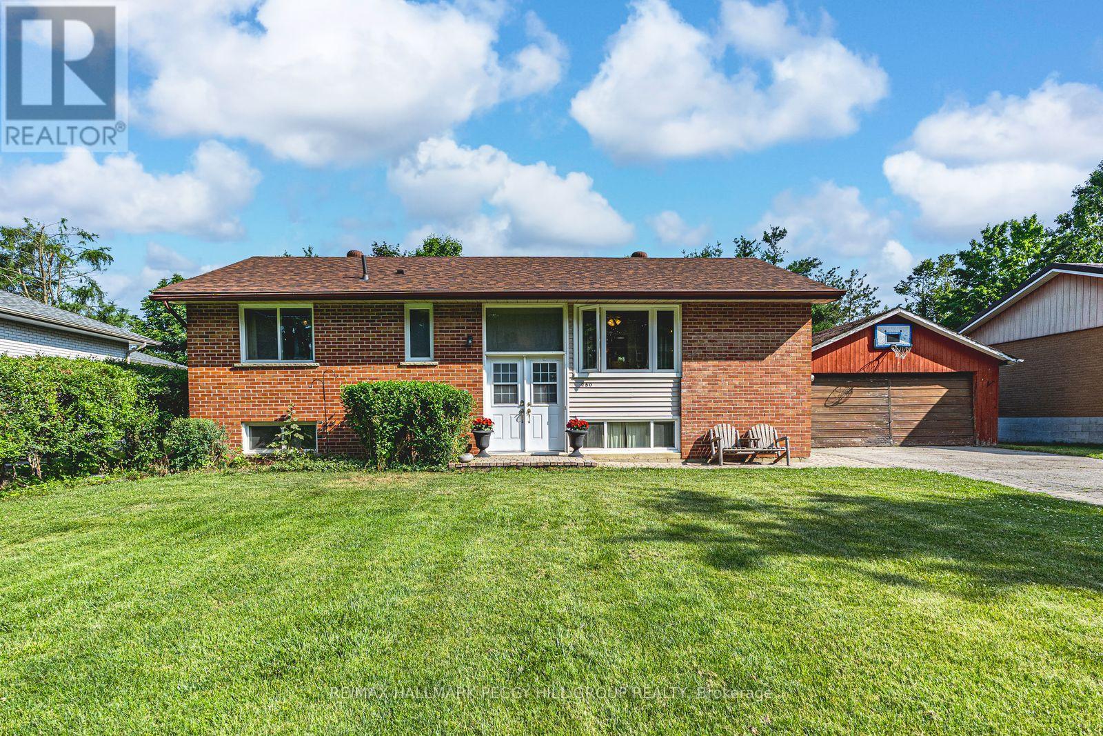 250 SUNNYBRAE AVENUE, Innisfil, Ontario