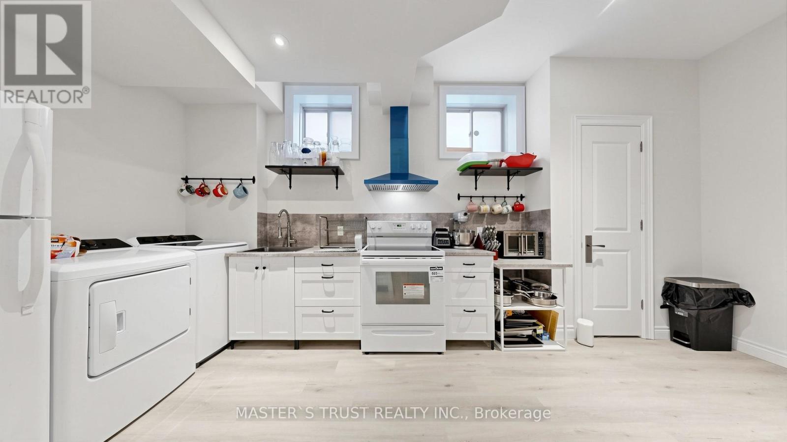 61 Grange Drive, Richmond Hill, Ontario  L4E 1E2 - Photo 39 - N13057928