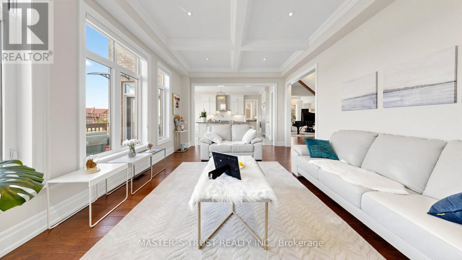 61 Grange Drive, Richmond Hill, Ontario  L4E 1E2 - Photo 7 - N13057928