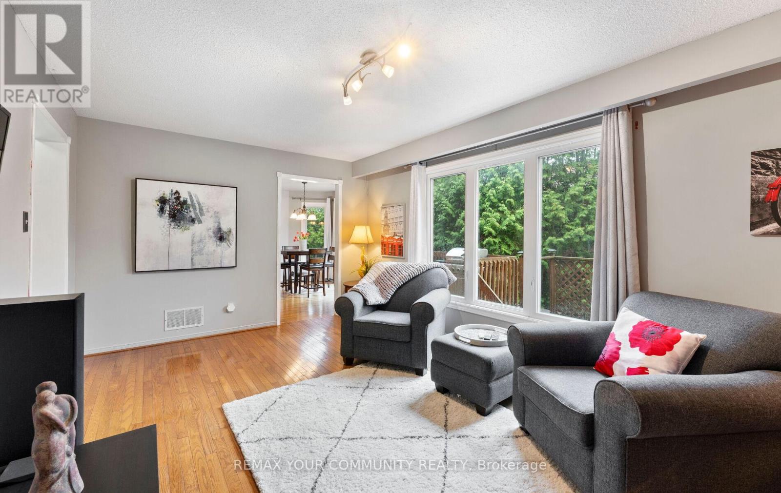 101 Timberline Trail, Aurora, Ontario  L4G 6A1 - Photo 15 - N13058018