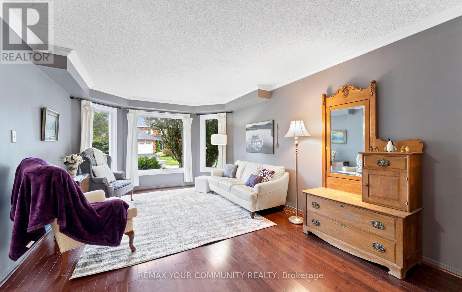 101 Timberline Trail, Aurora, Ontario  L4G 6A1 - Photo 6 - N13058018