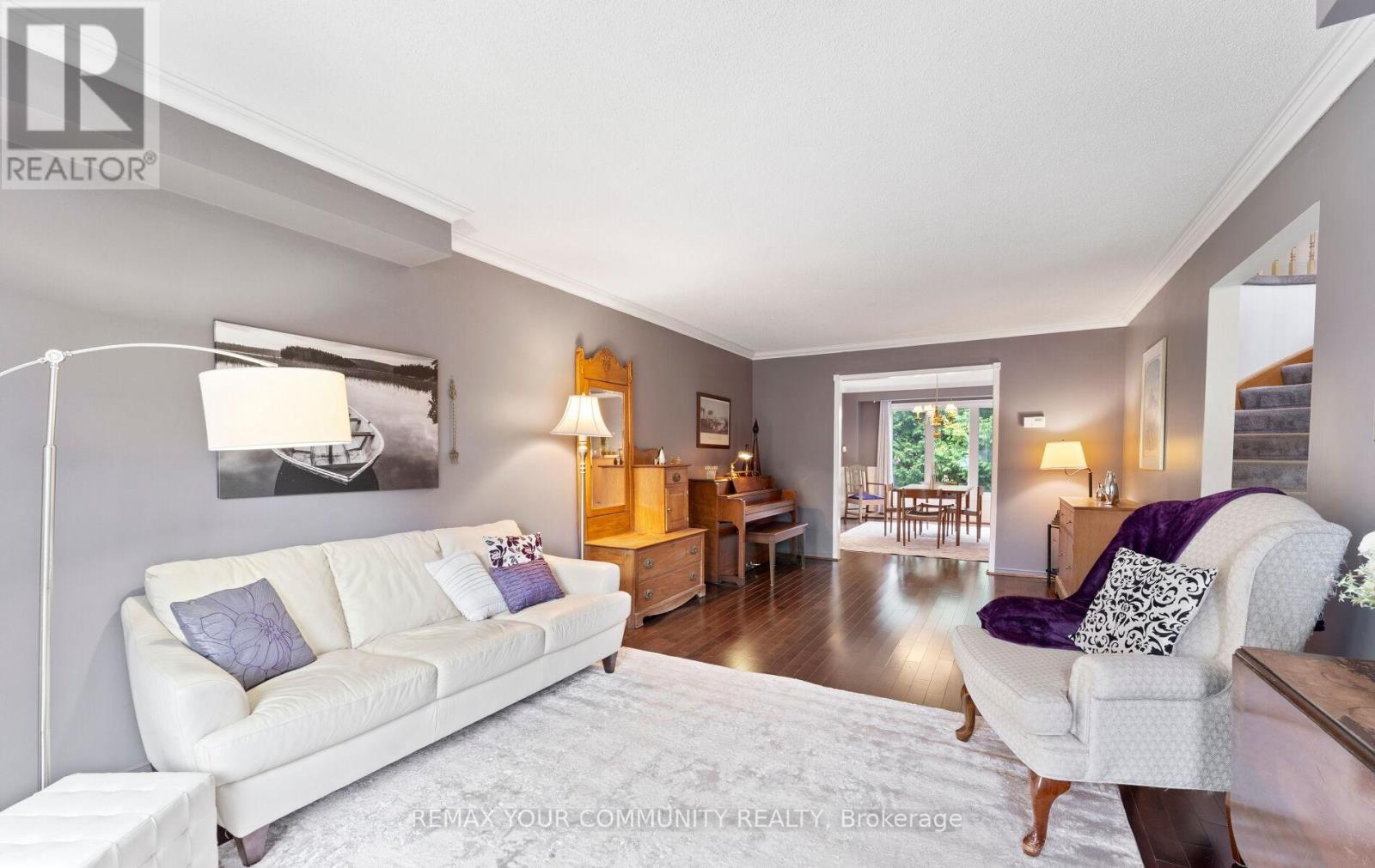 101 Timberline Trail, Aurora, Ontario  L4G 6A1 - Photo 7 - N13058018