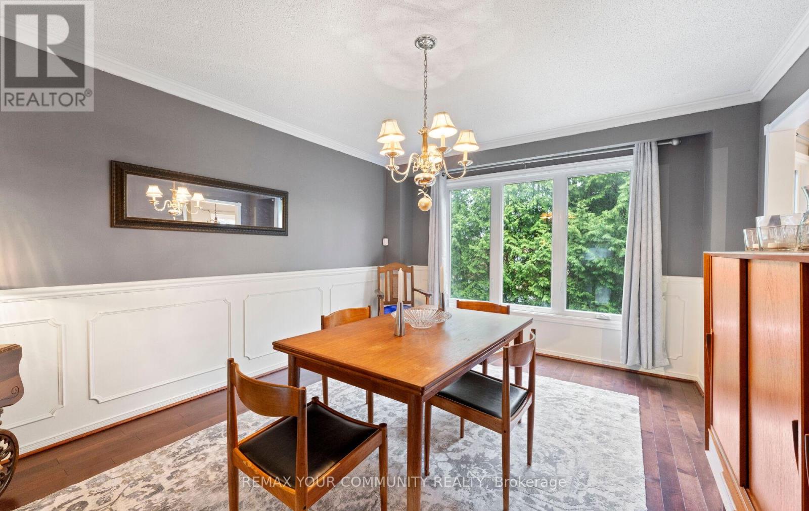 101 Timberline Trail, Aurora, Ontario  L4G 6A1 - Photo 8 - N13058018