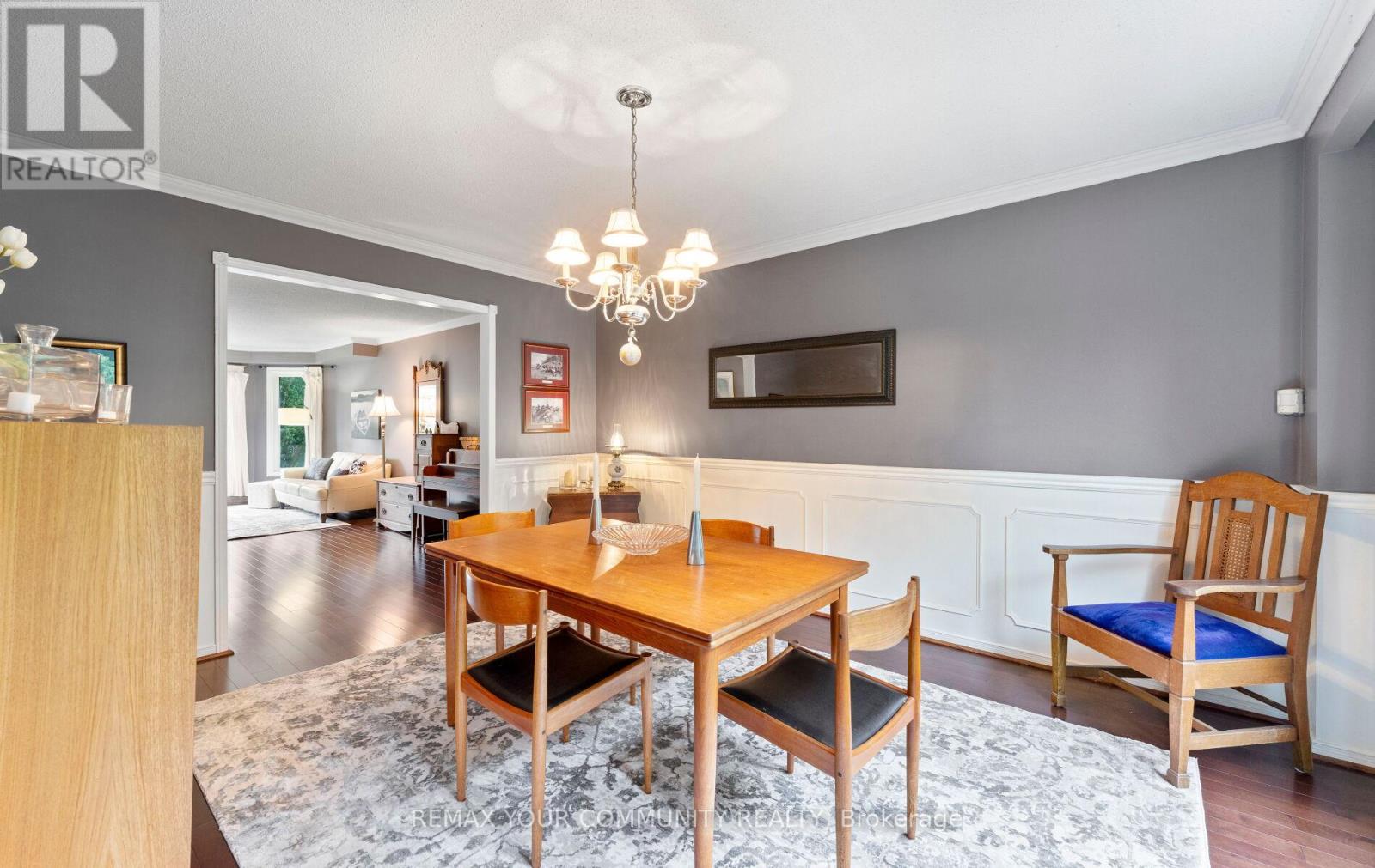 101 Timberline Trail, Aurora, Ontario  L4G 6A1 - Photo 9 - N13058018