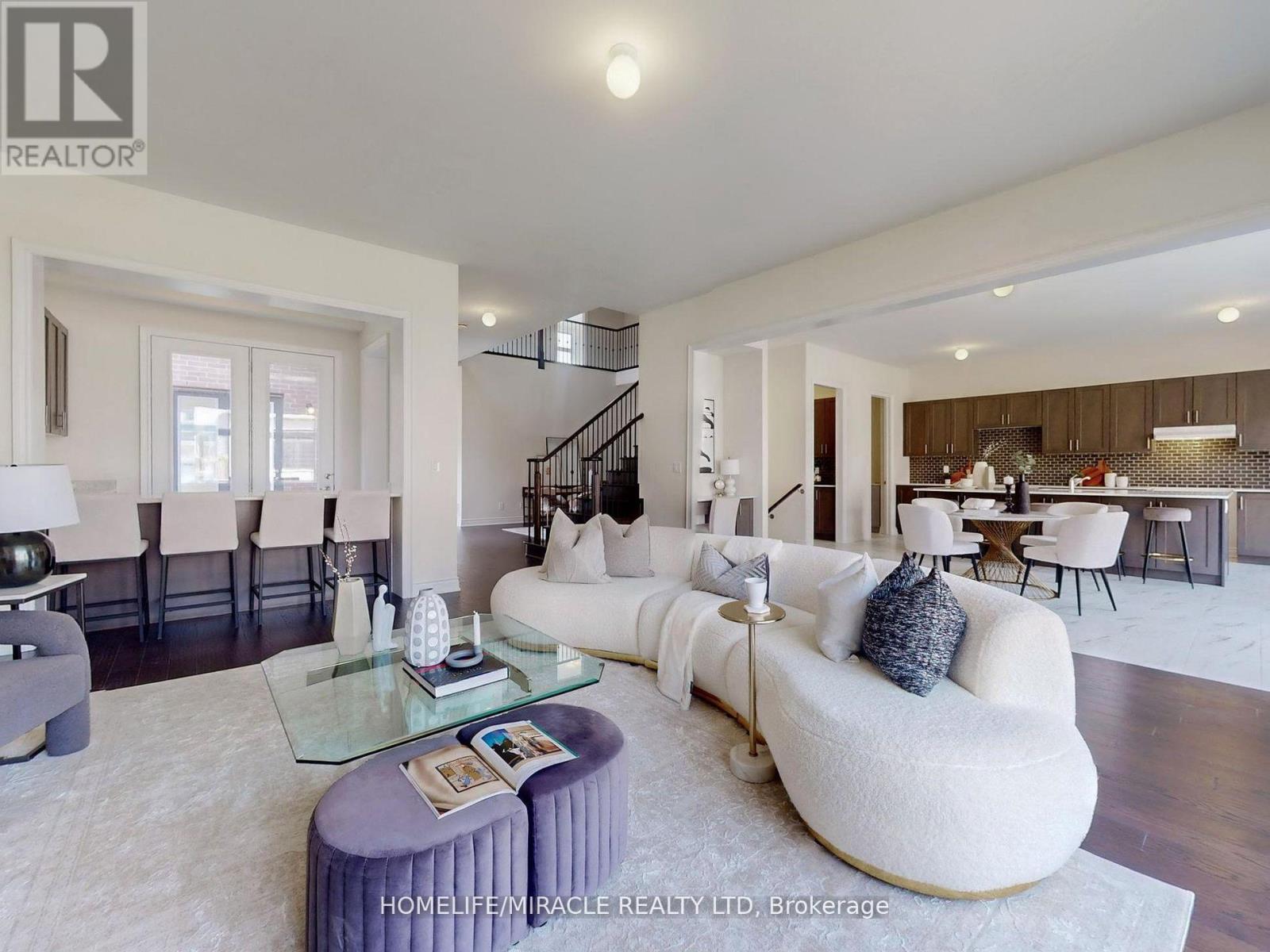 25 Joiner Circle, Whitchurch-Stouffville, Ontario  L4A 4W9 - Photo 11 - N13058036