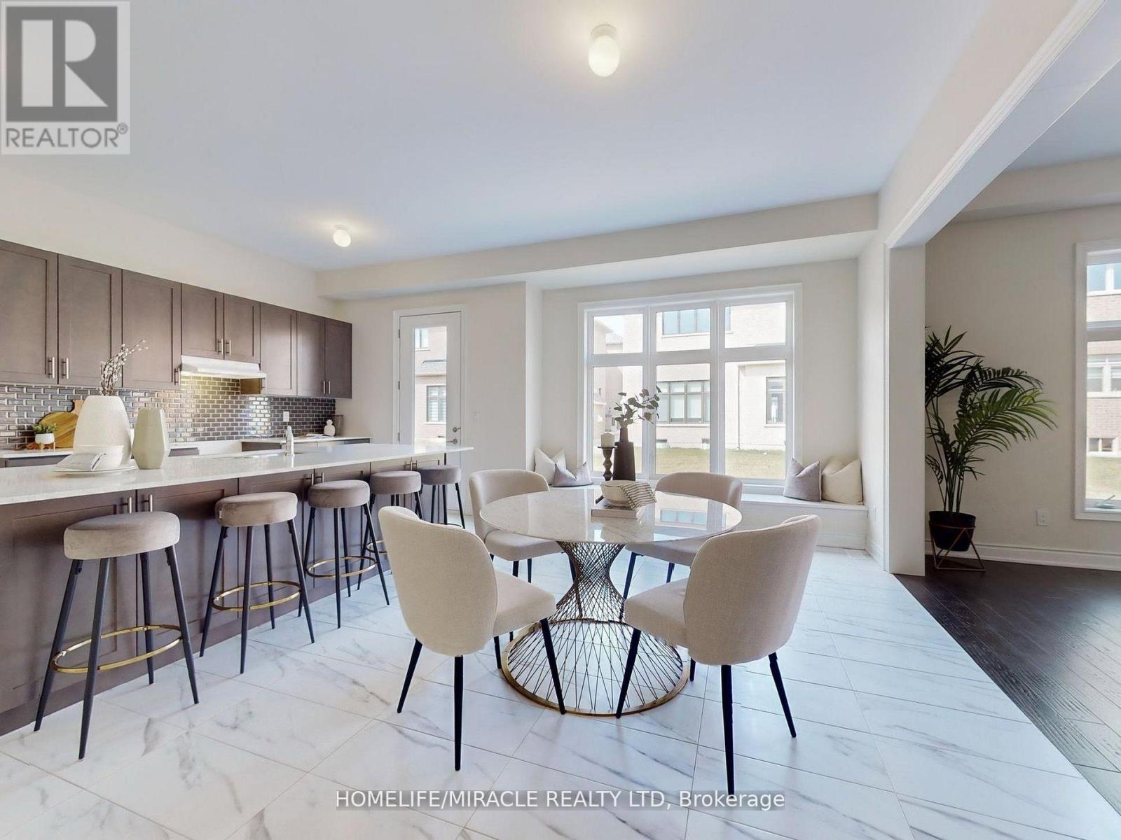 25 Joiner Circle, Whitchurch-Stouffville, Ontario  L4A 4W9 - Photo 15 - N13058036