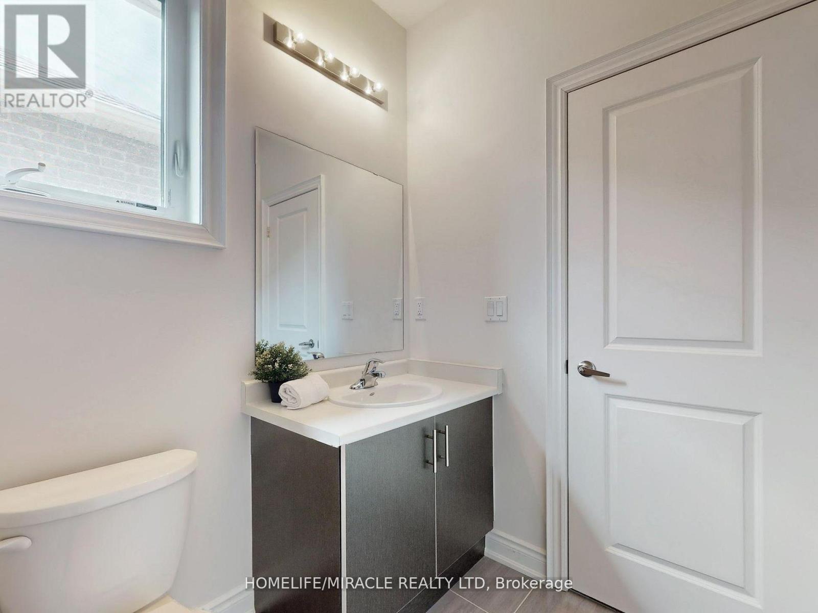 25 Joiner Circle, Whitchurch-Stouffville, Ontario  L4A 4W9 - Photo 39 - N13058036