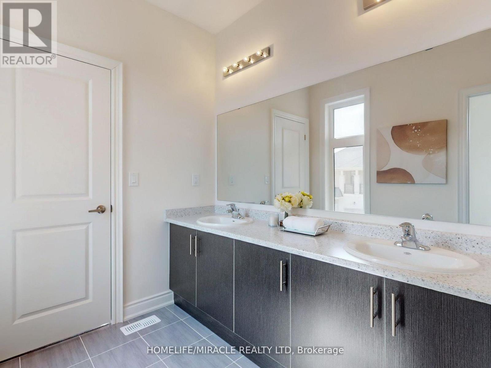 25 Joiner Circle, Whitchurch-Stouffville, Ontario  L4A 4W9 - Photo 47 - N13058036