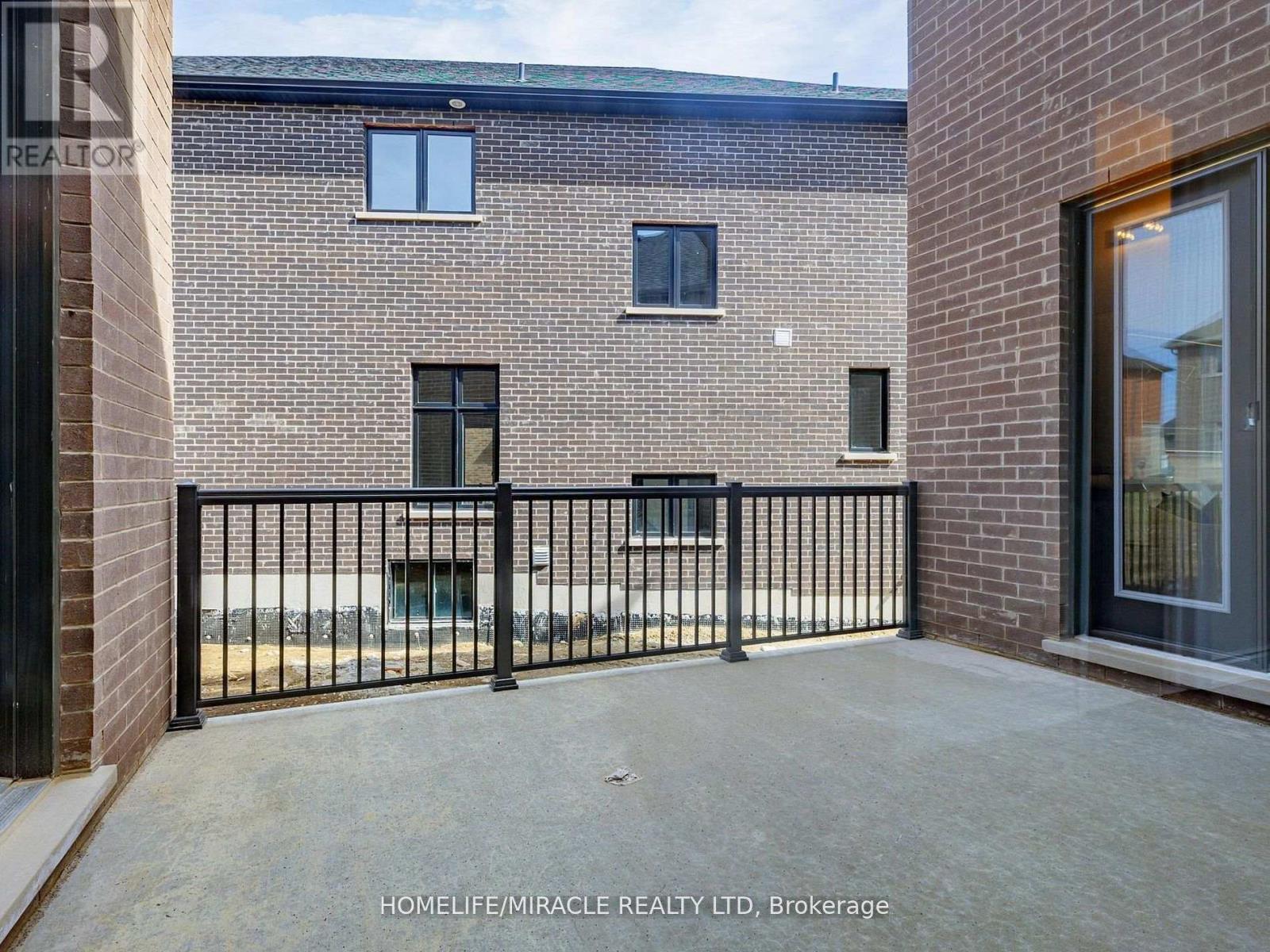 25 Joiner Circle, Whitchurch-Stouffville, Ontario  L4A 4W9 - Photo 50 - N13058036