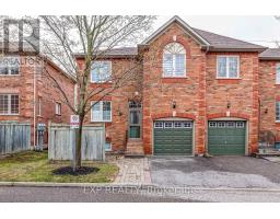 45 SANDLEWOOD COURT, Aurora, Ontario